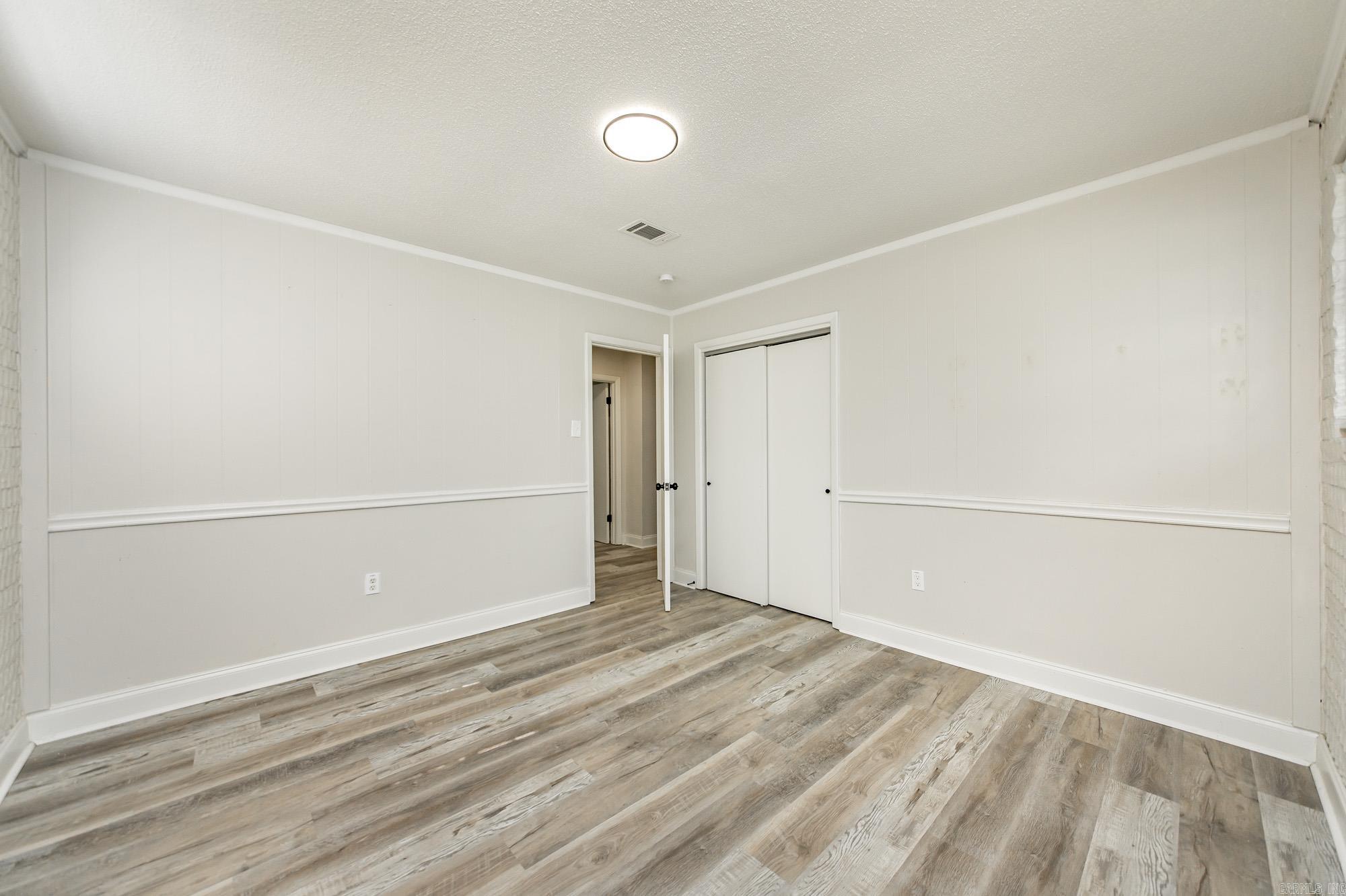 CAMELOT ESTATES - Residential