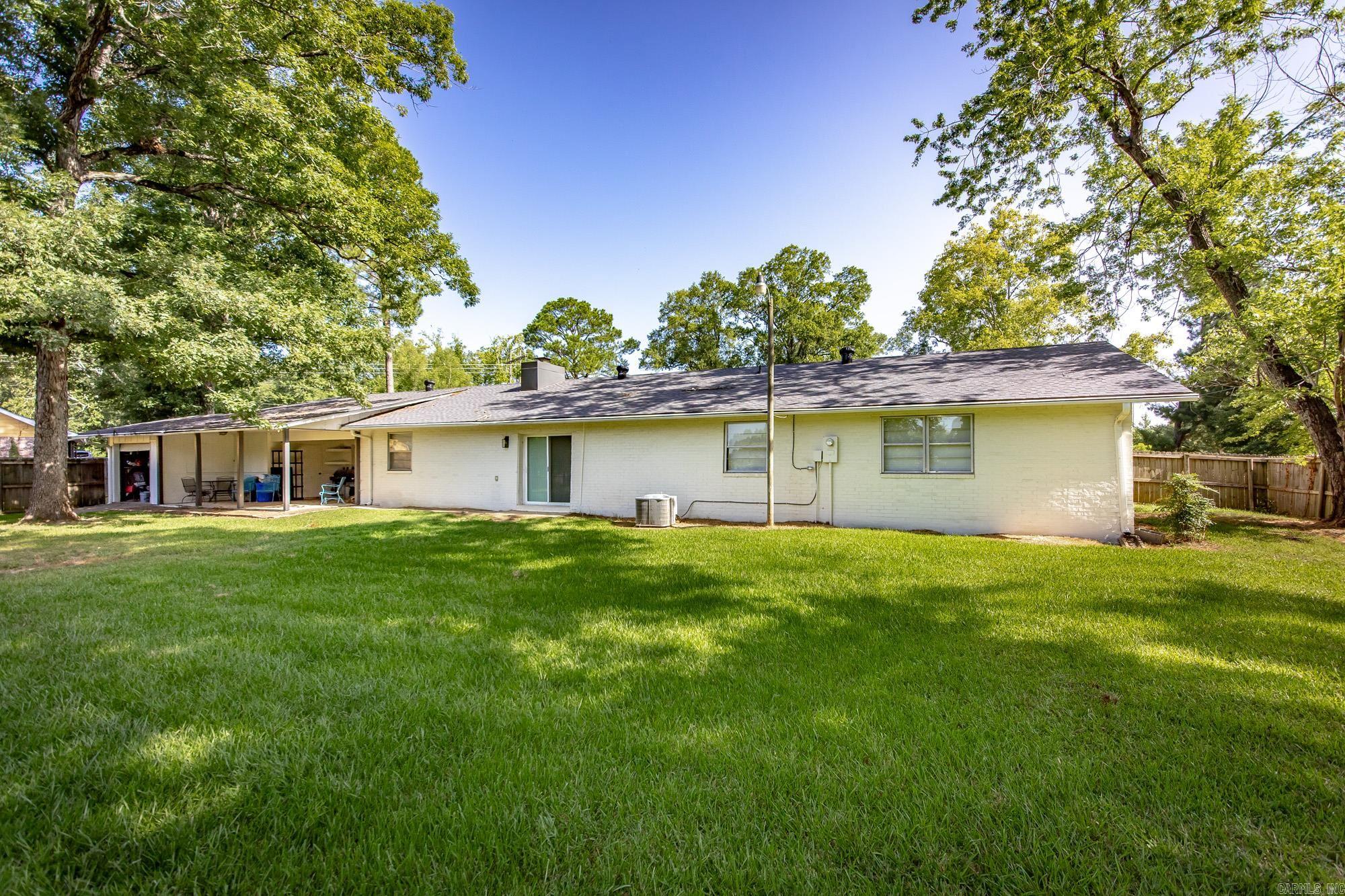 CAMELOT ESTATES - Residential
