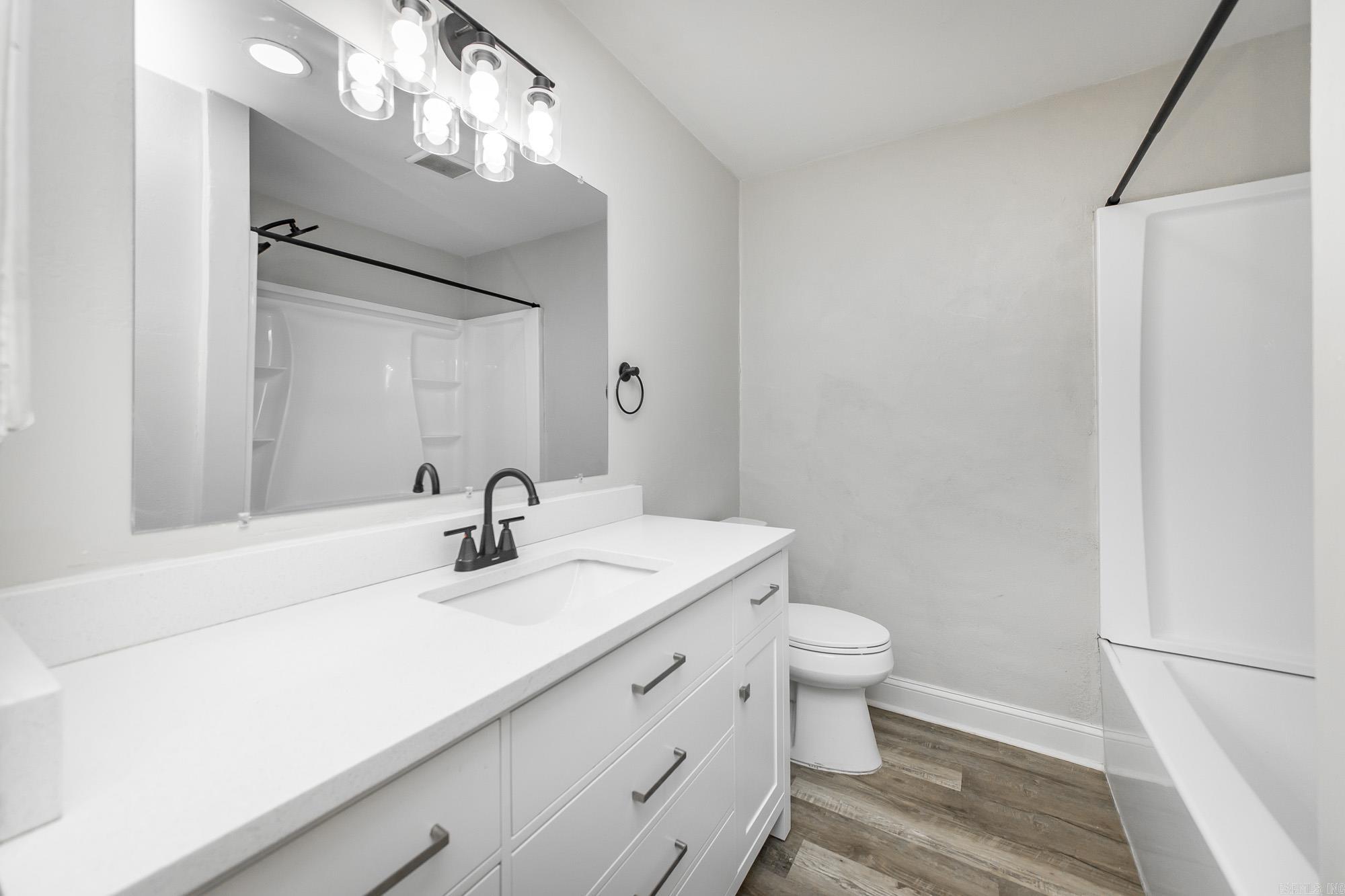 CAMELOT ESTATES - Residential