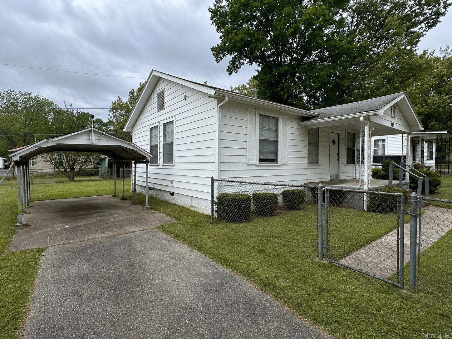 SUNNYSIDE HILLS ADDN TO JACK - Residential