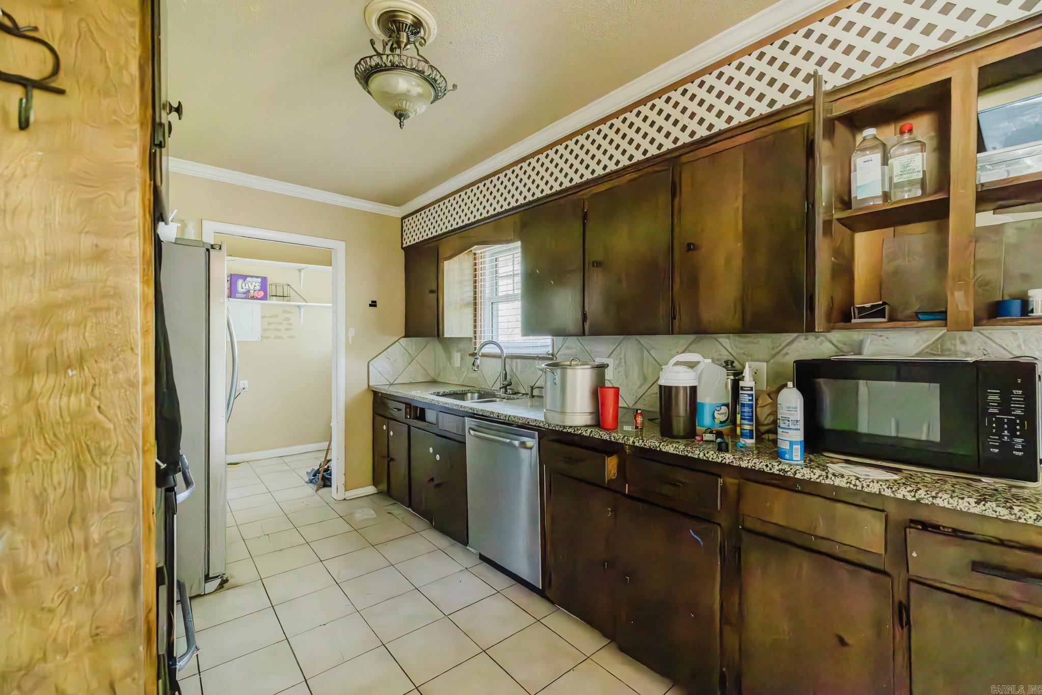 INDIAN HILLS - Residential