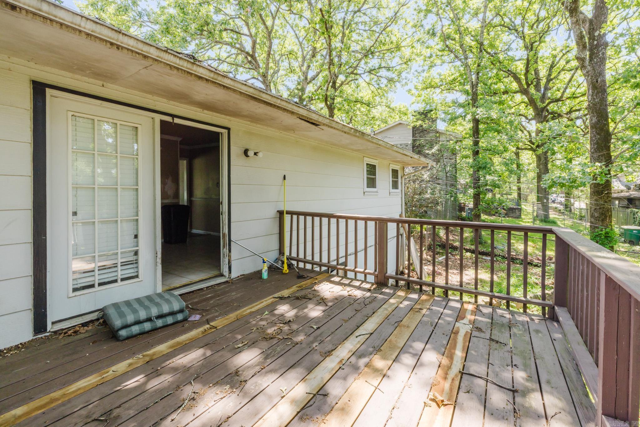 INDIAN HILLS - Residential