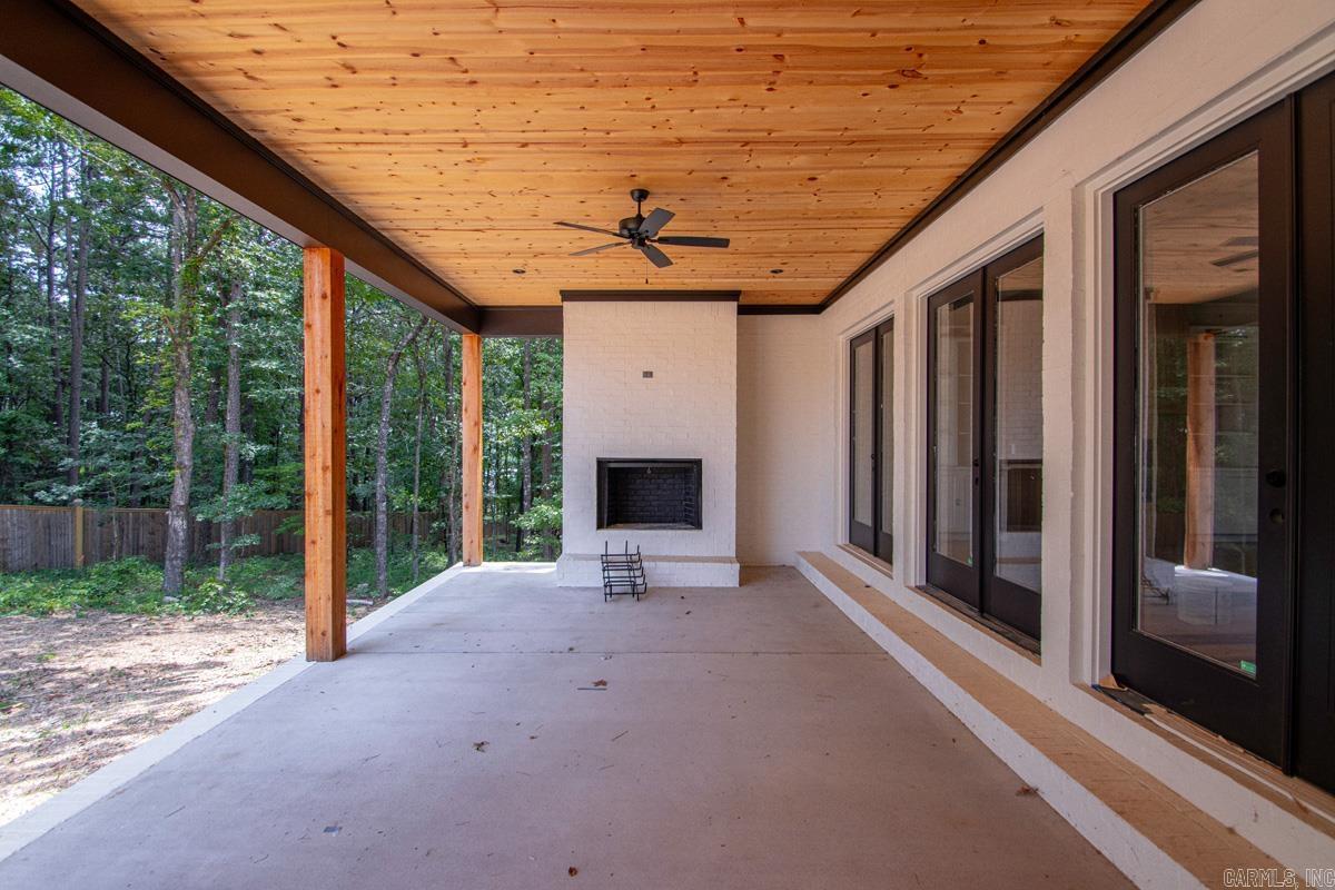CHENAL VALLEY FOUNDERS ESTATES - Residential