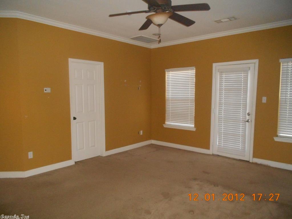 PECAN LAKE - Residential