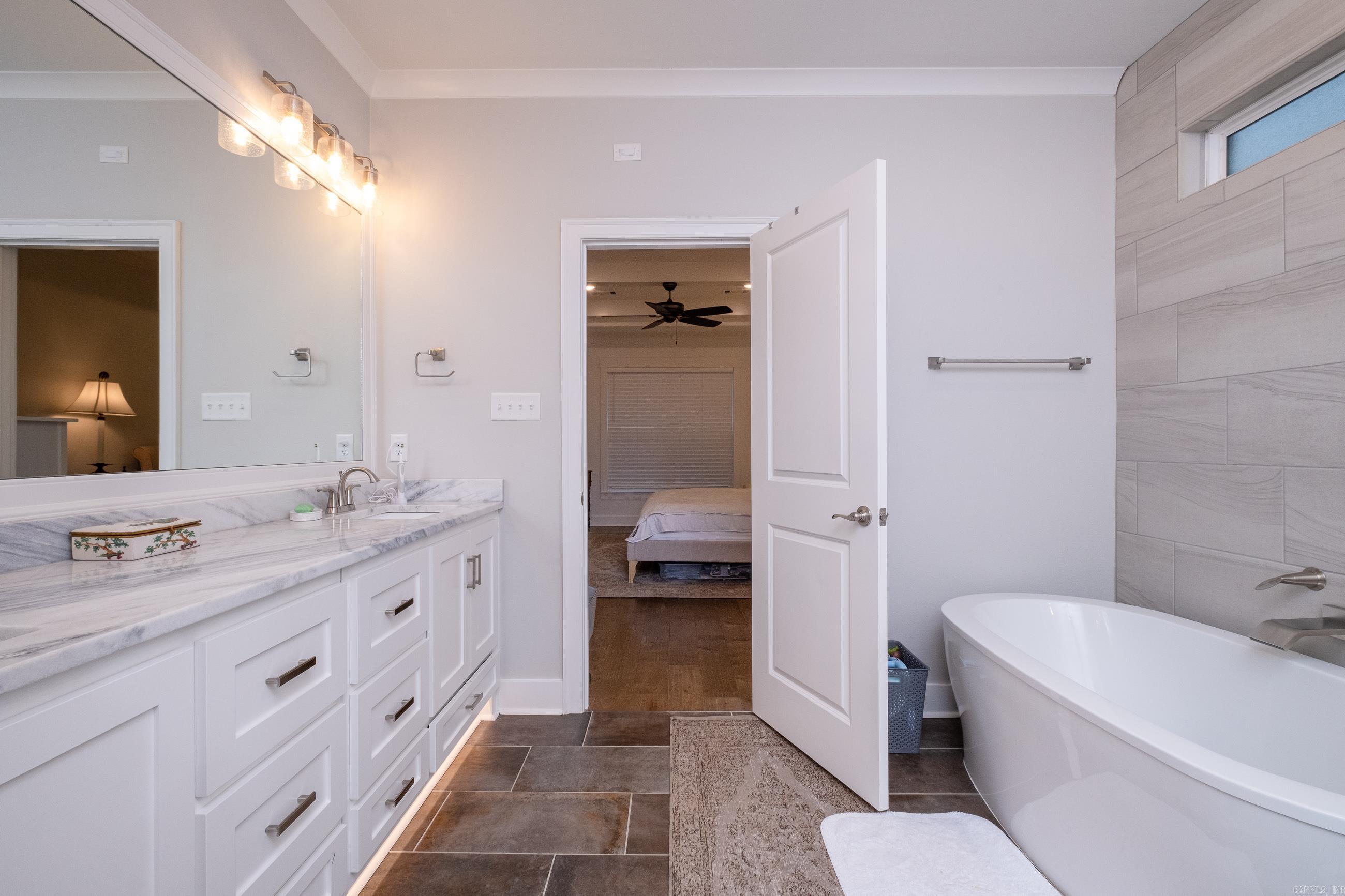 CHENAL VALLEY EPERNAY PLACE - Residential