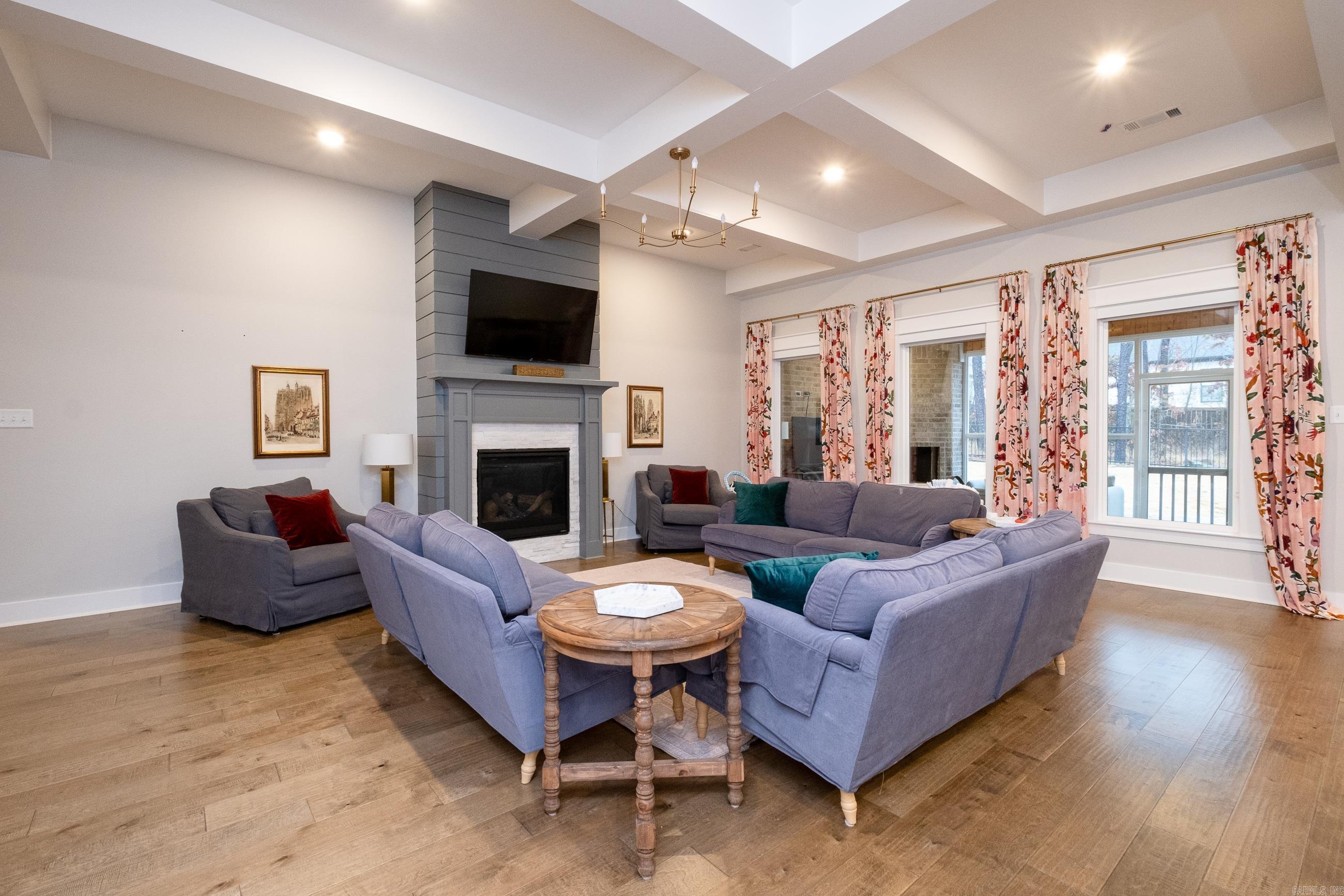 CHENAL VALLEY EPERNAY PLACE - Residential