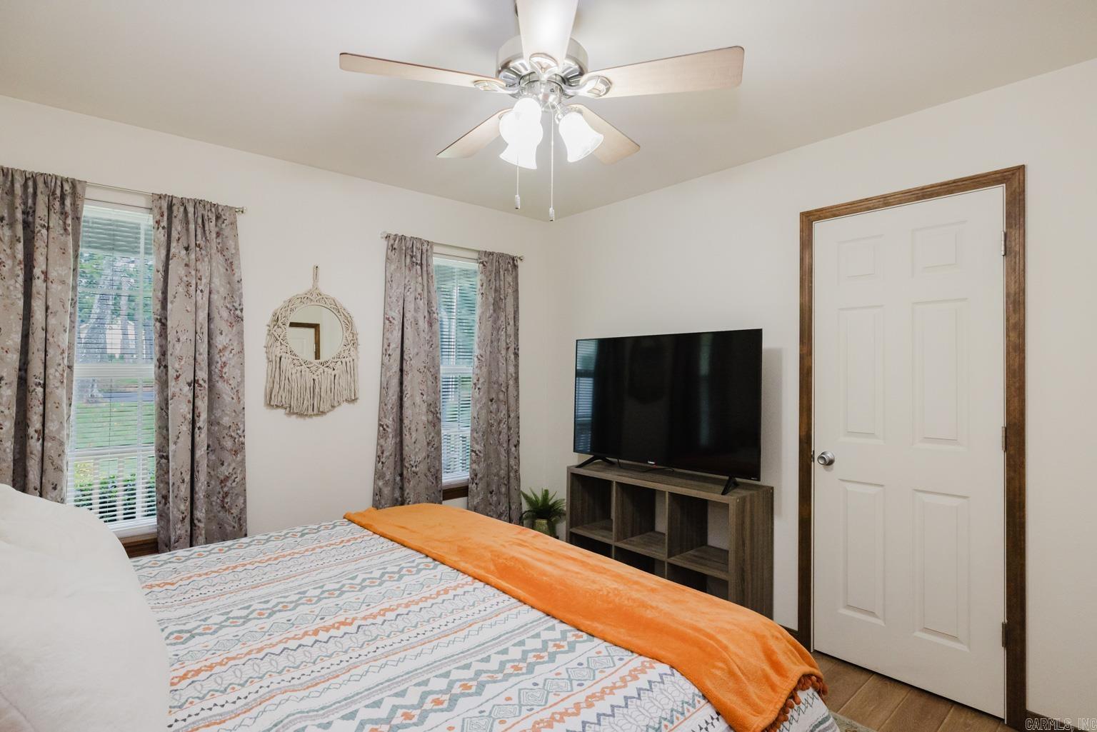 PINE PARK - Residential