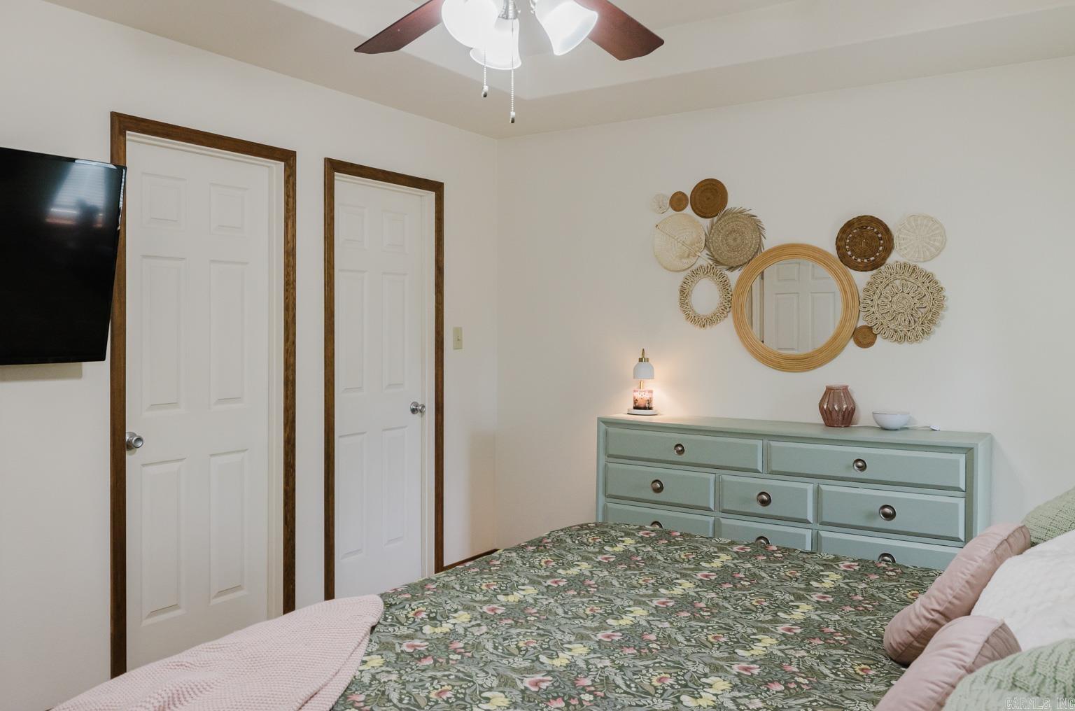 PINE PARK - Residential