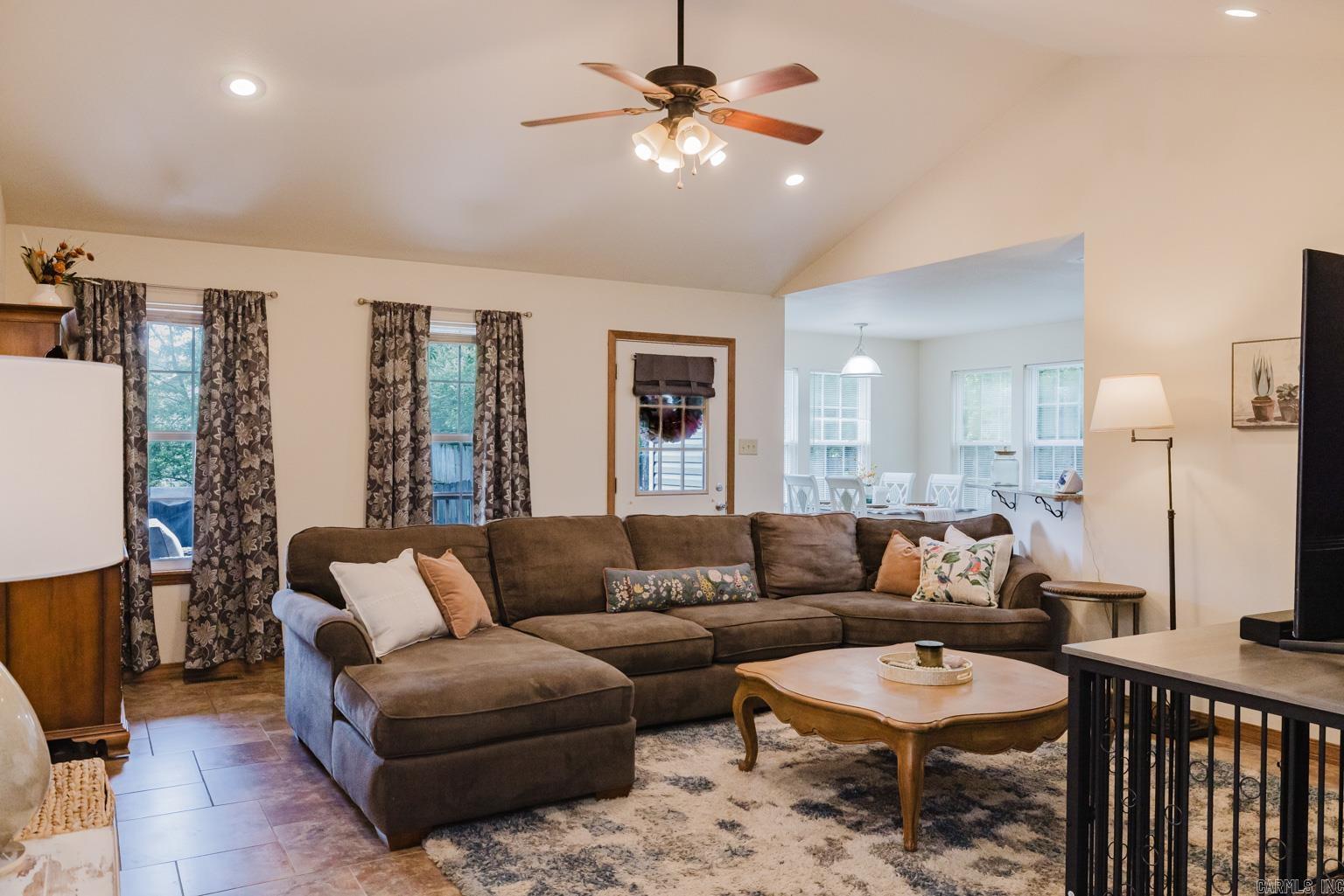 PINE PARK - Residential