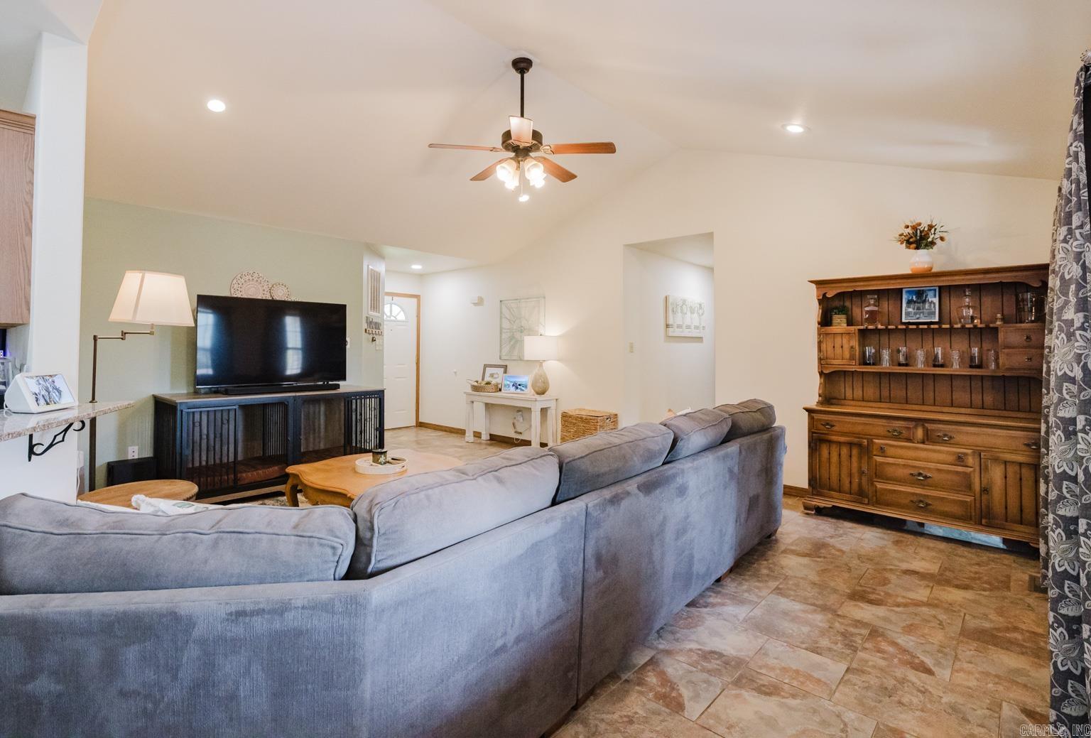 PINE PARK - Residential