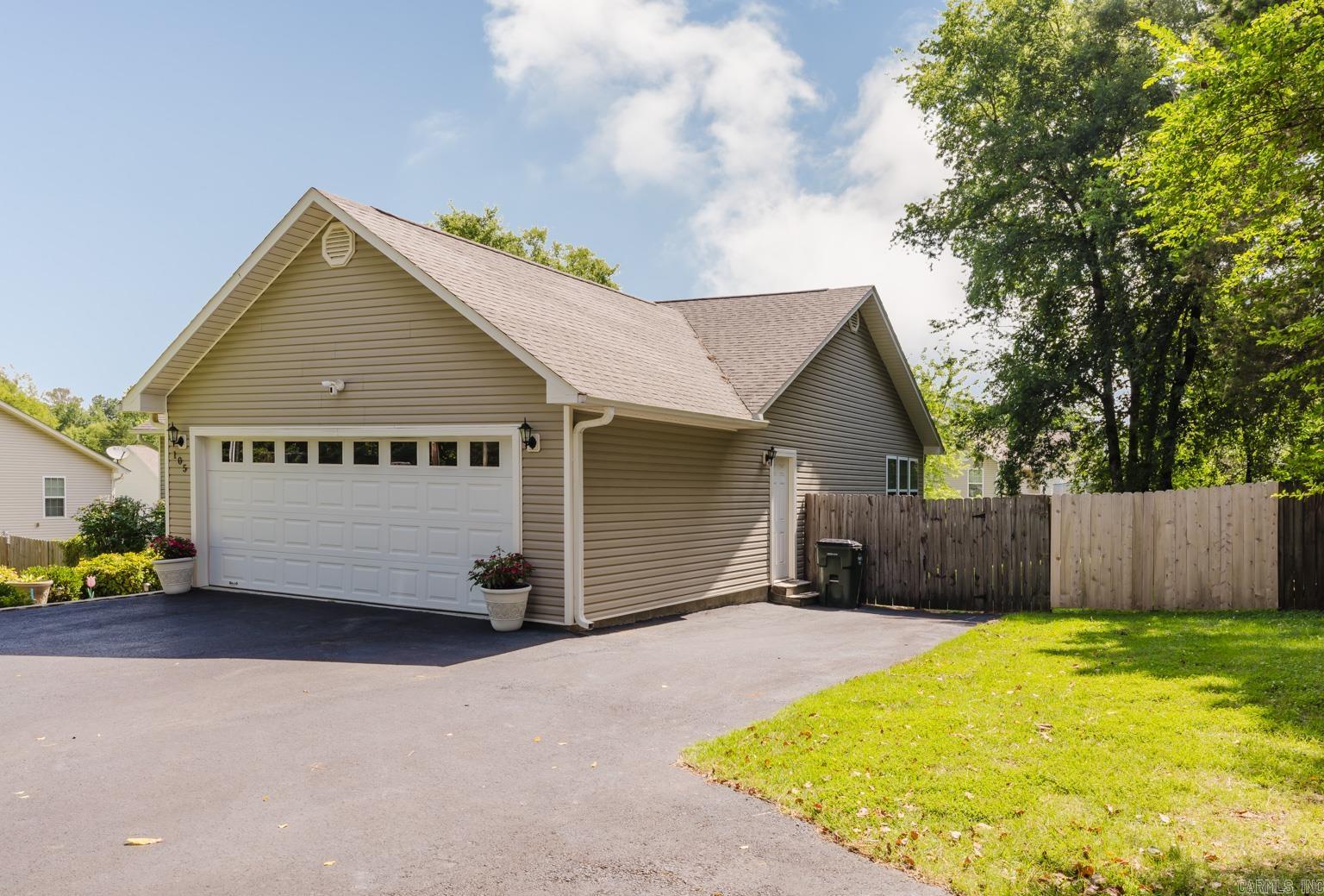 PINE PARK - Residential