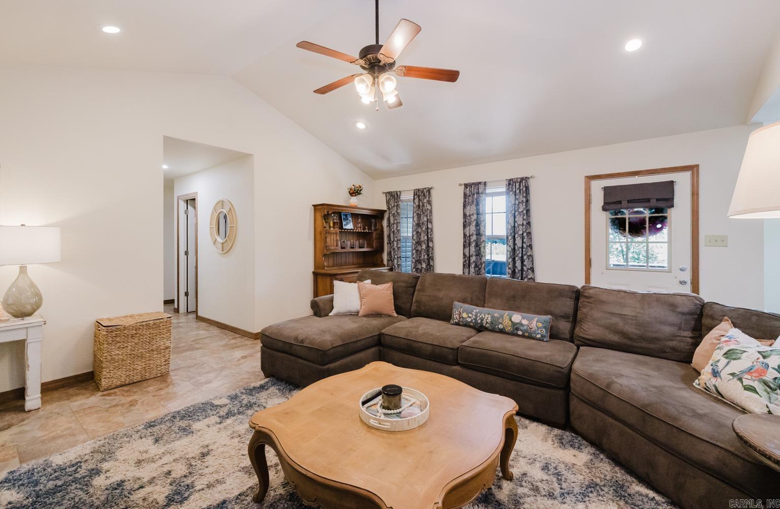 PINE PARK - Residential