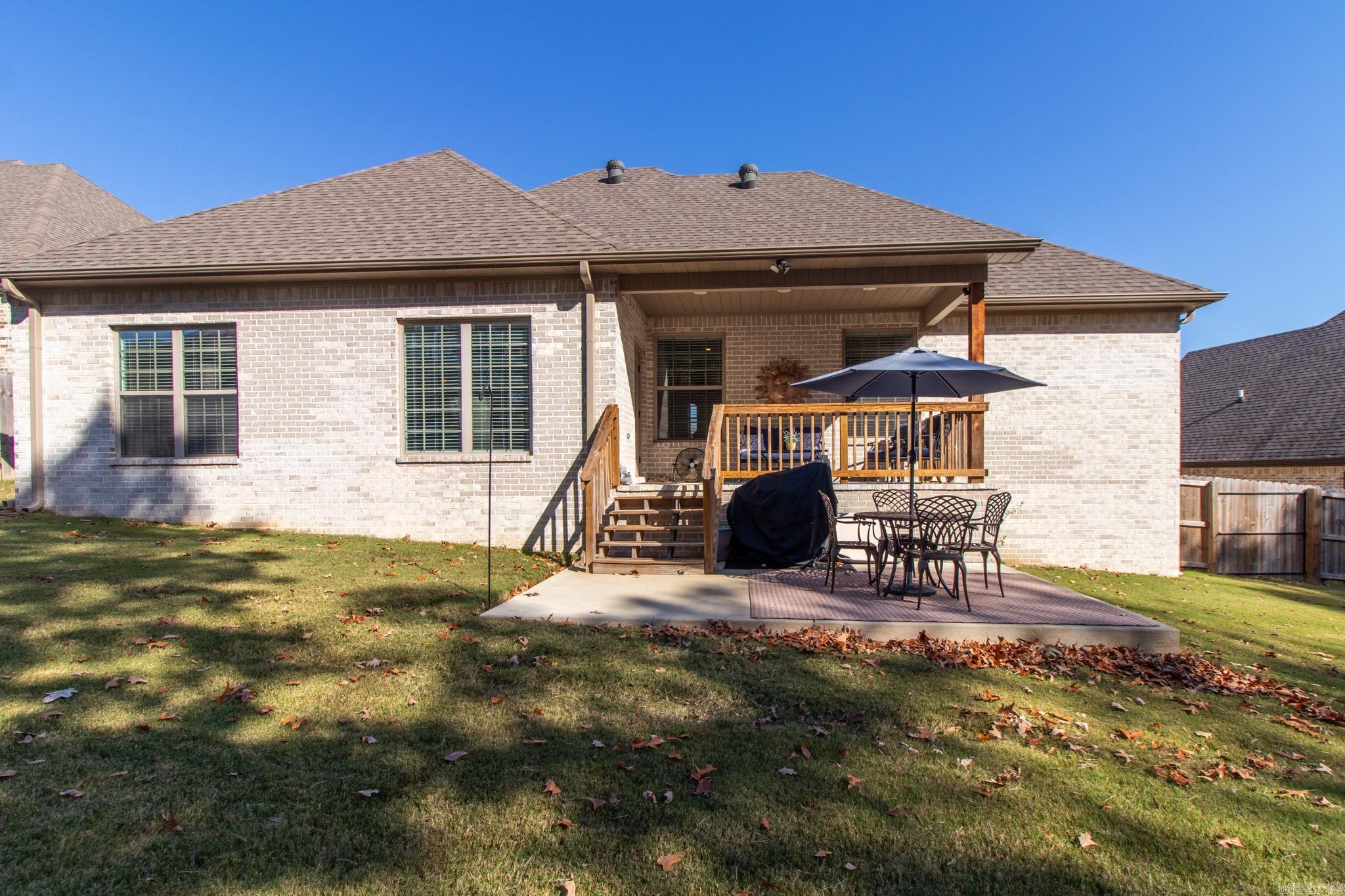 VALLEY VIEW MANOR - Residential