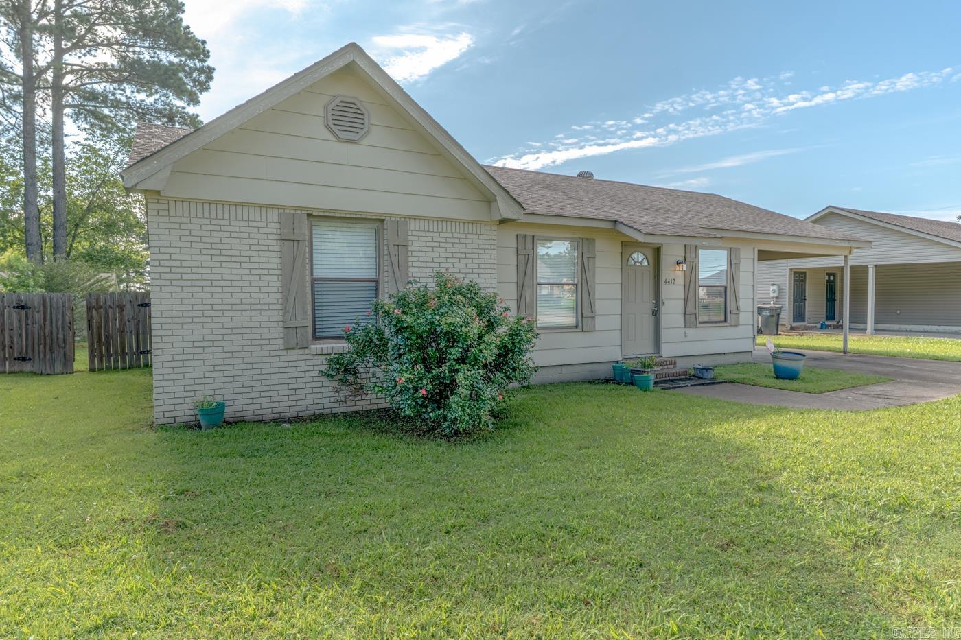 Fox Meadow - Residential