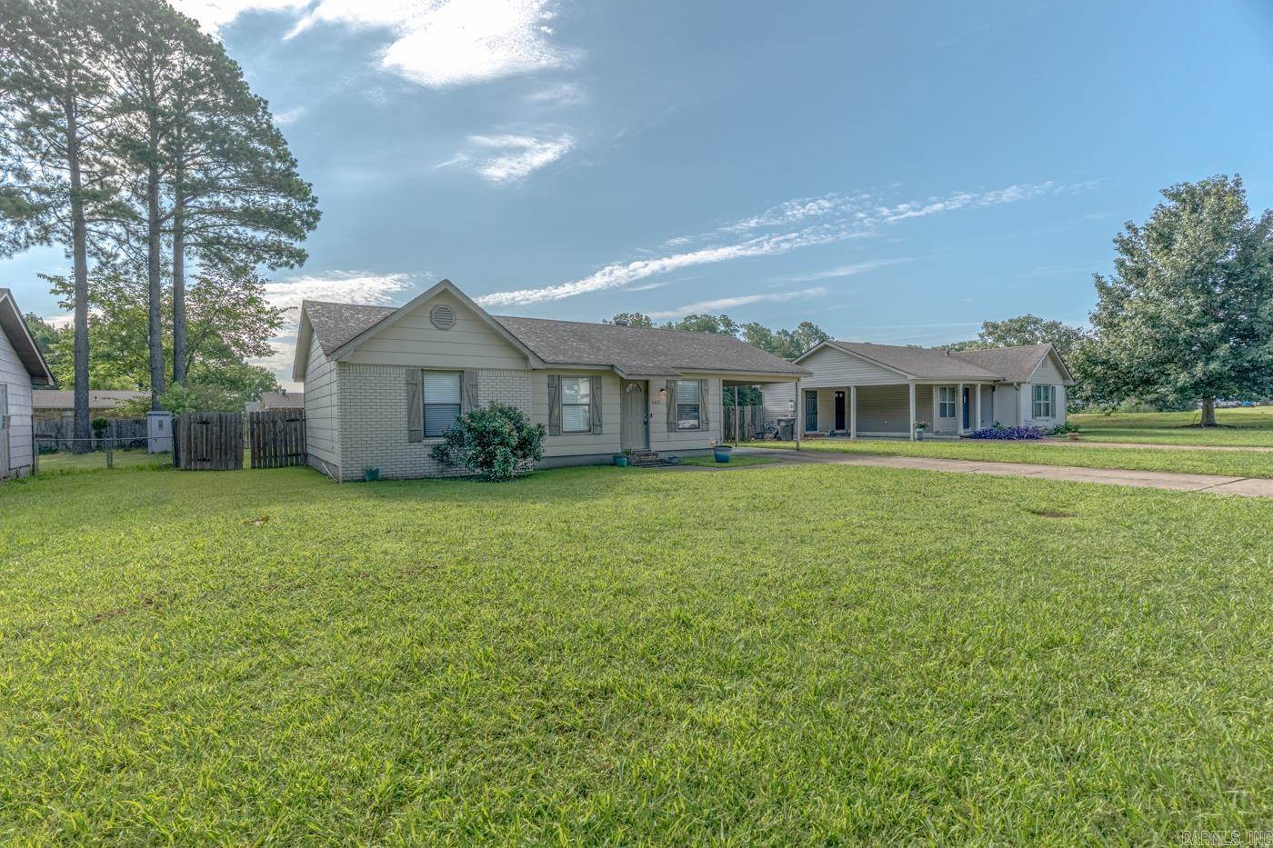 Fox Meadow - Residential