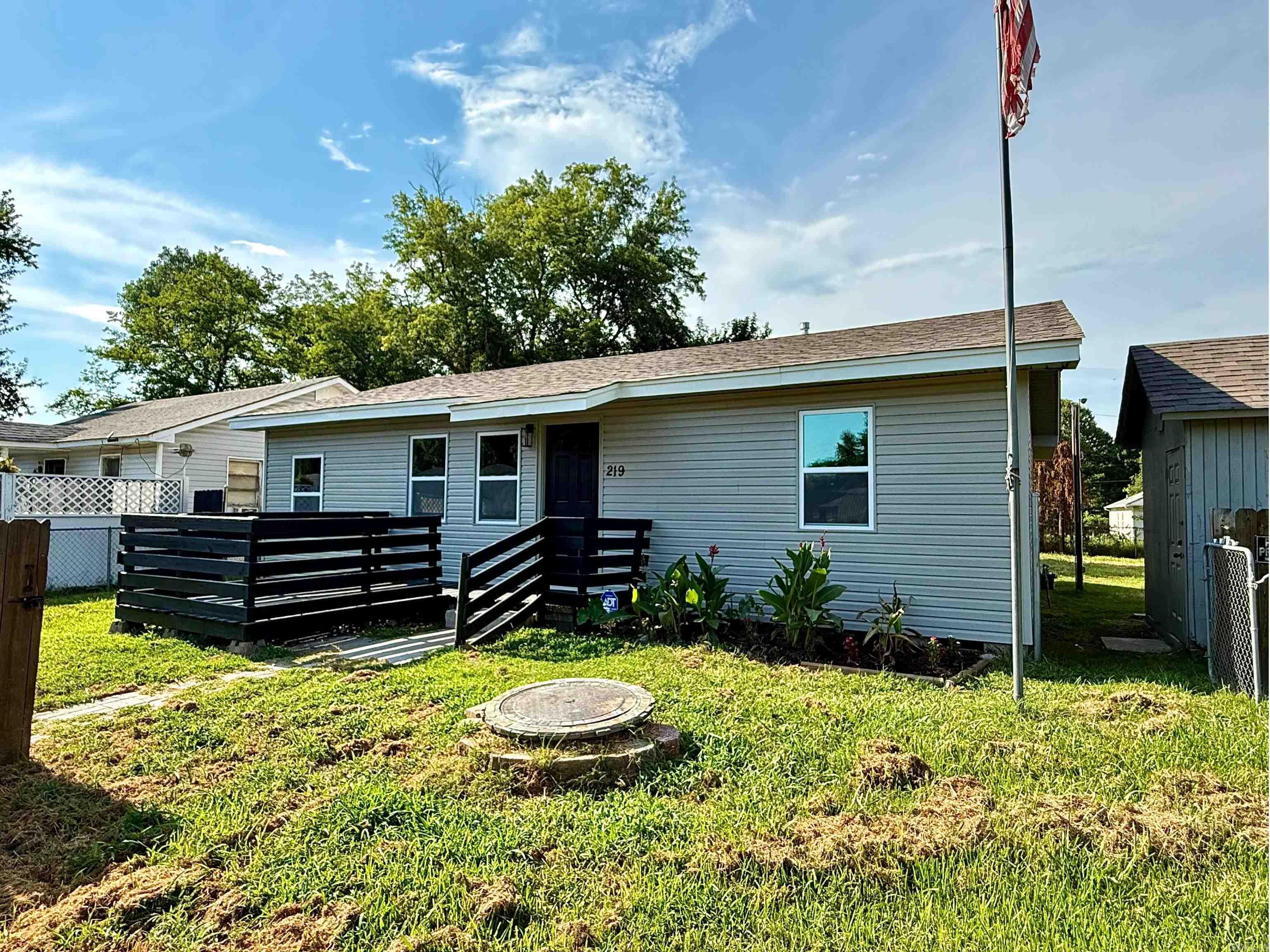 Dixie Acres - Residential