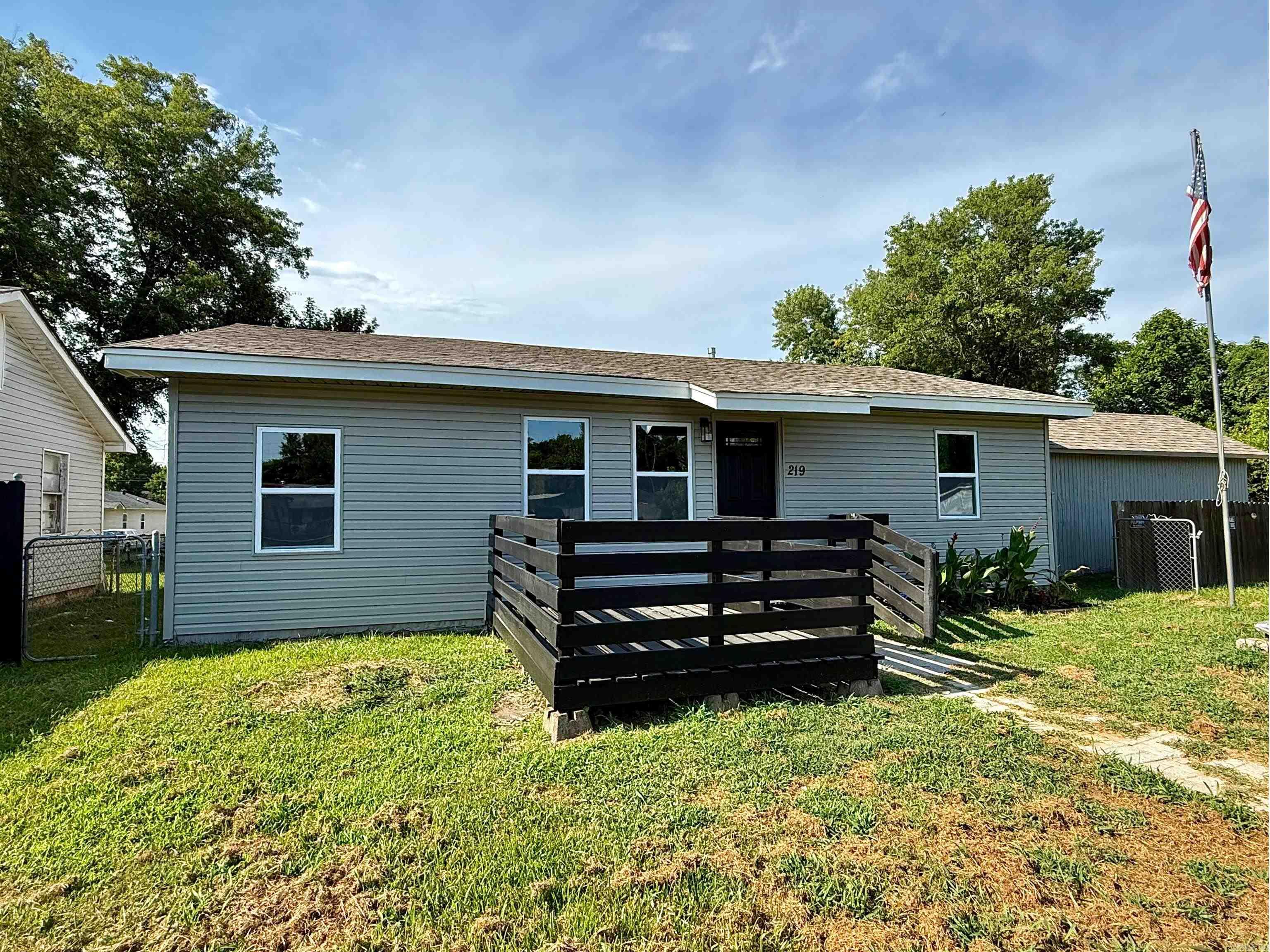 Dixie Acres - Residential