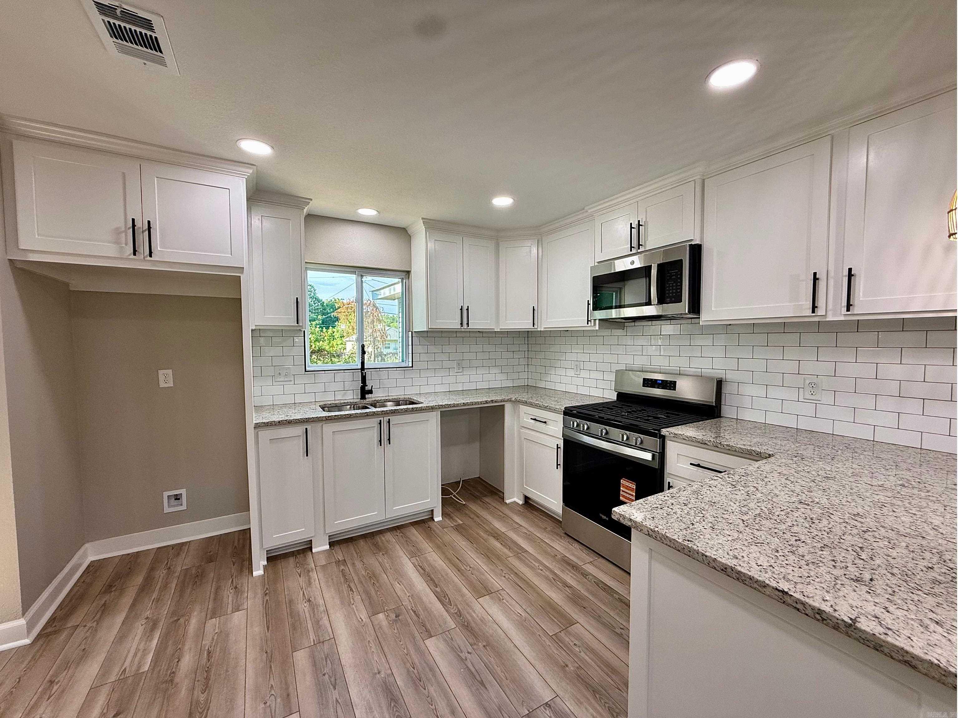 Dixie Acres - Residential
