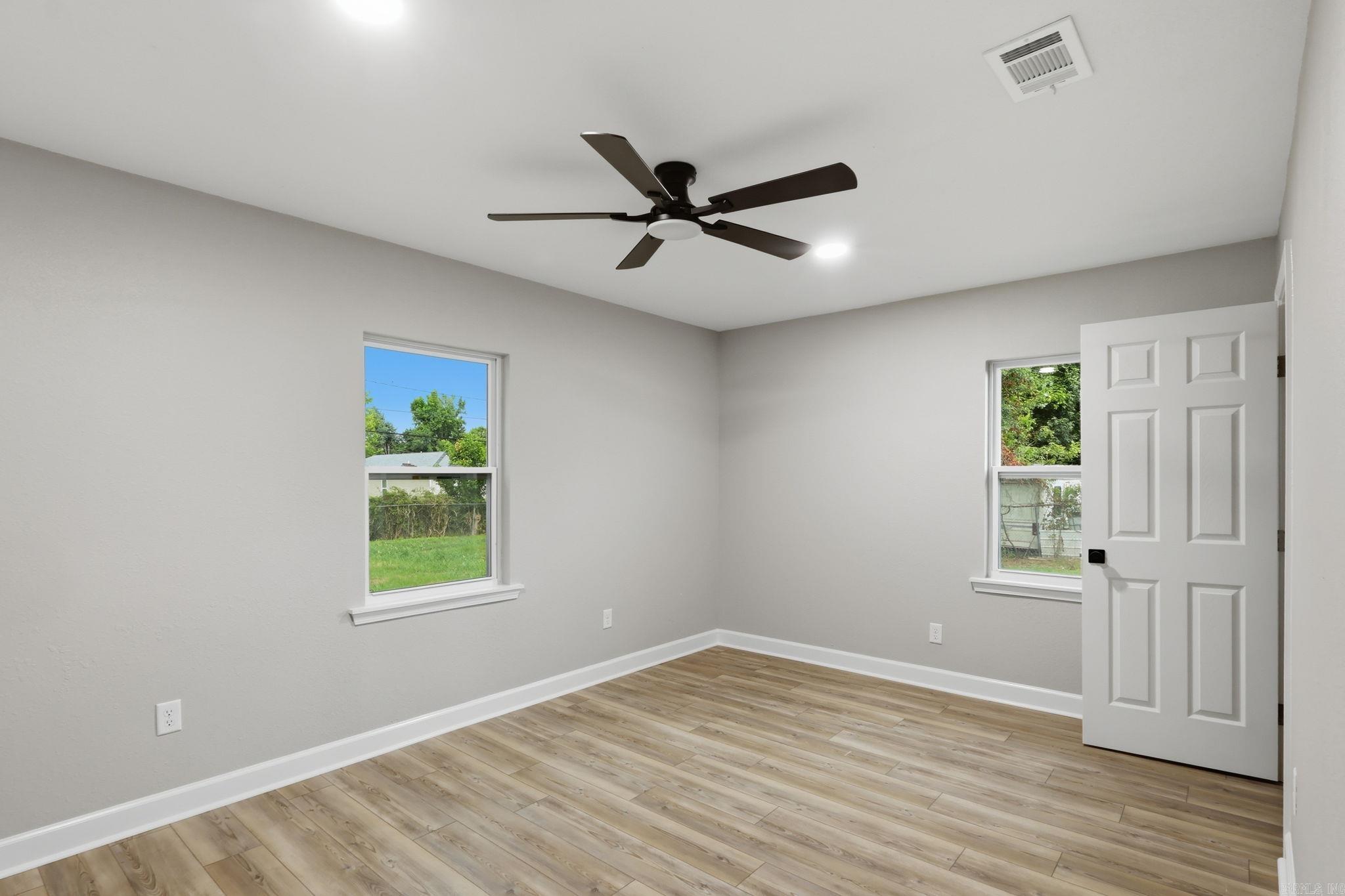 Dixie Acres - Residential