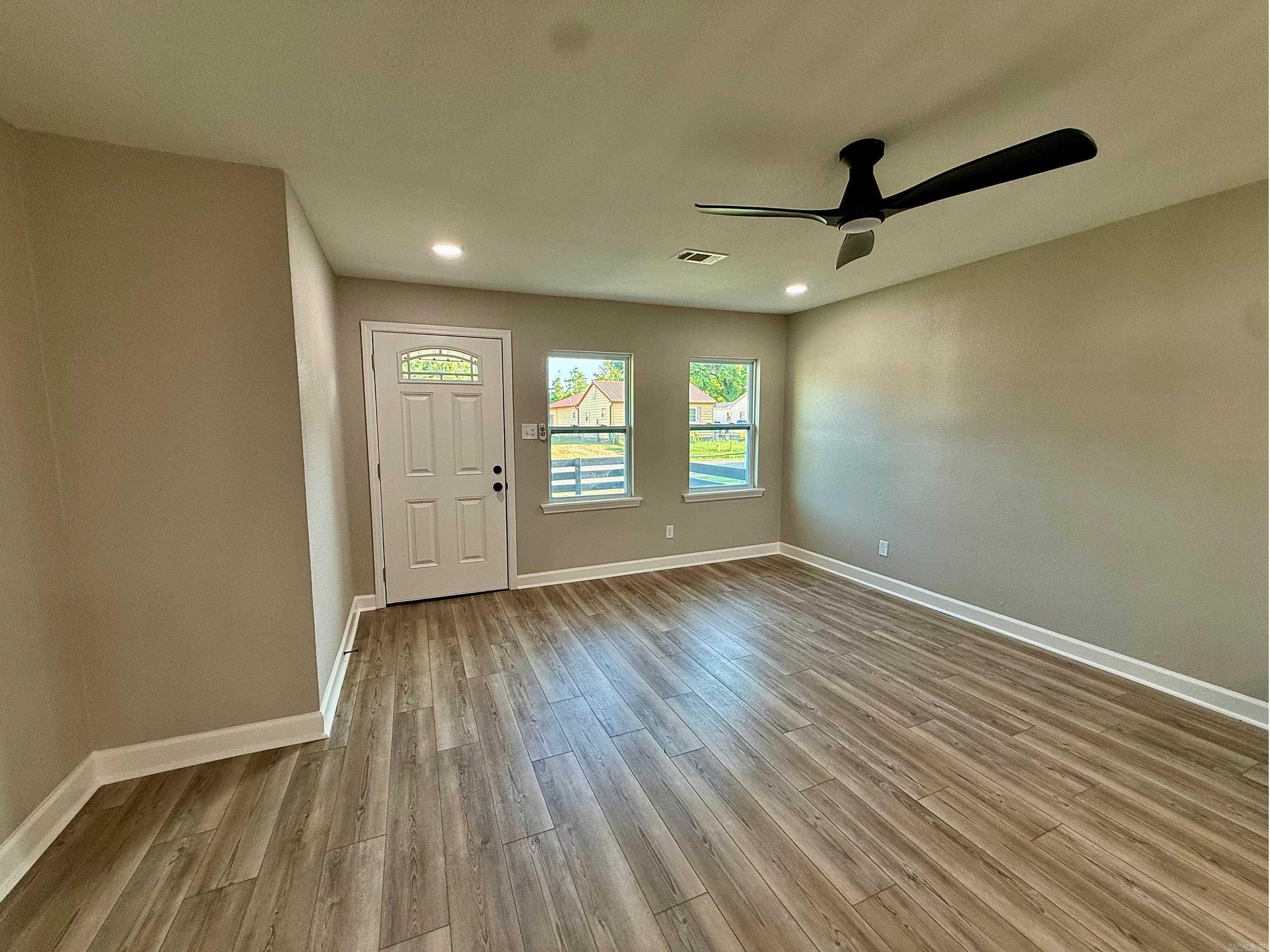 Dixie Acres - Residential