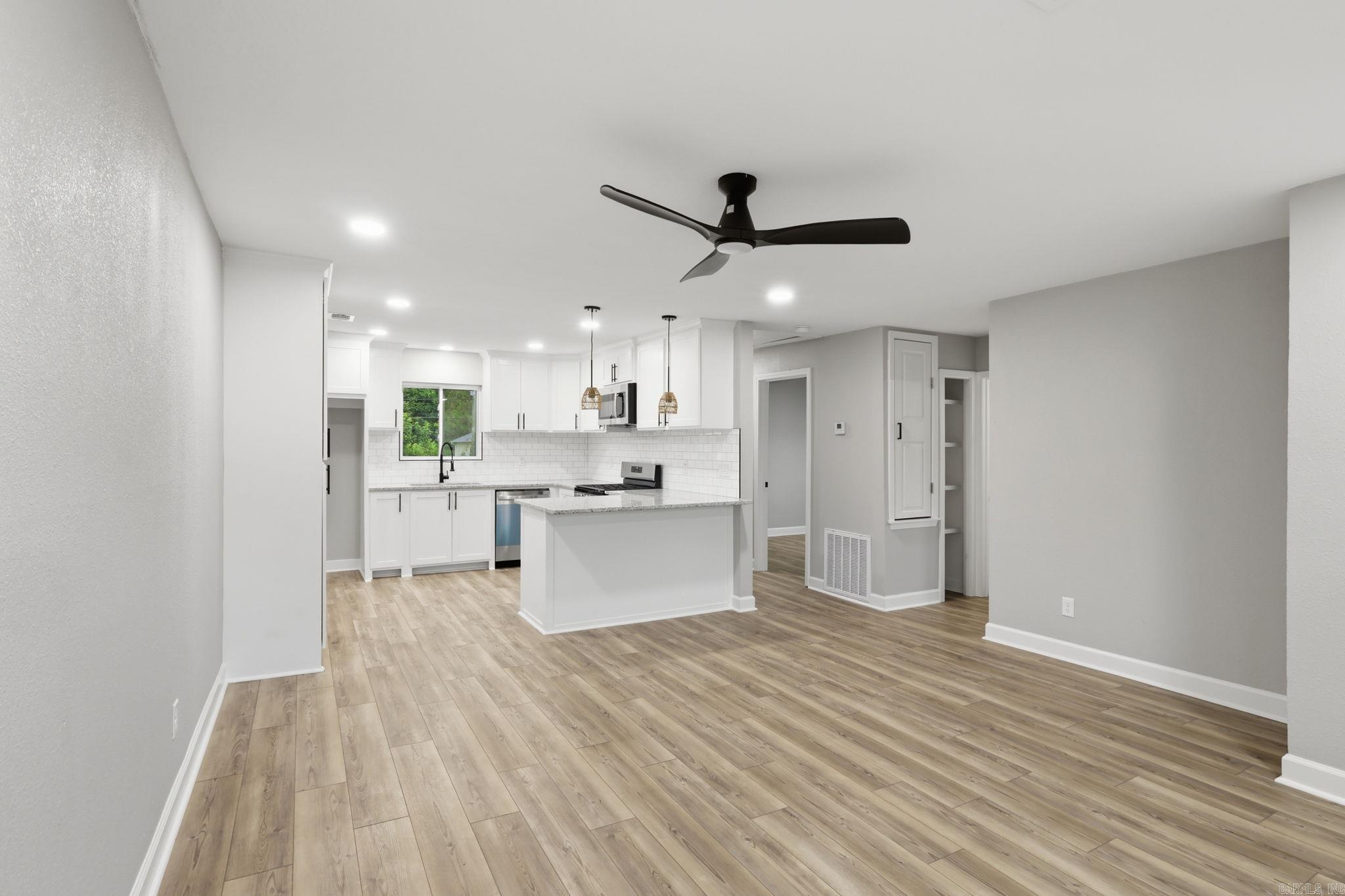 Dixie Acres - Residential