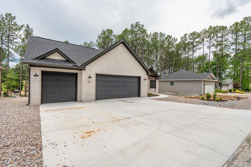ALTA VISTA - Residential
