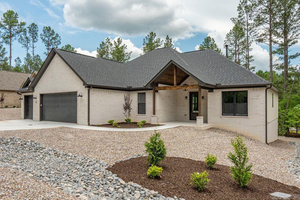 ALTA VISTA - Residential