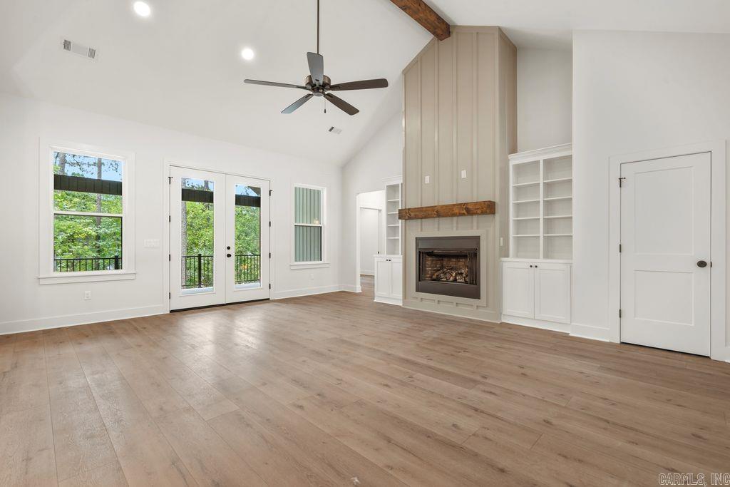 ALTA VISTA - Residential
