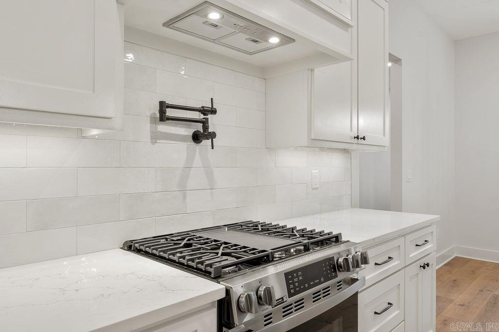ALTA VISTA - Residential