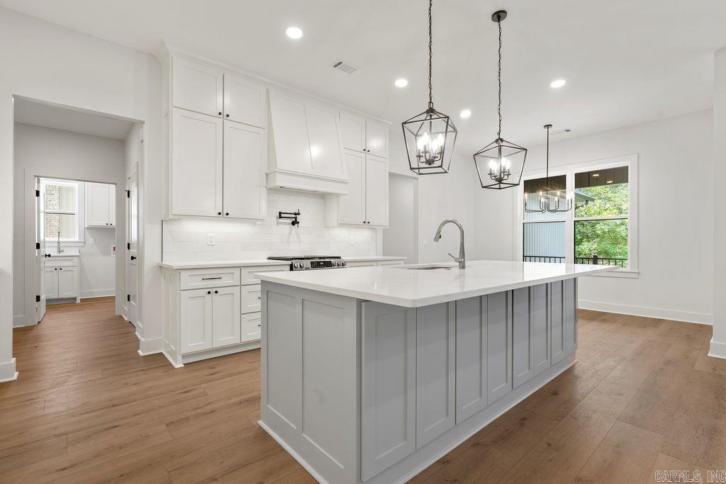 ALTA VISTA - Residential