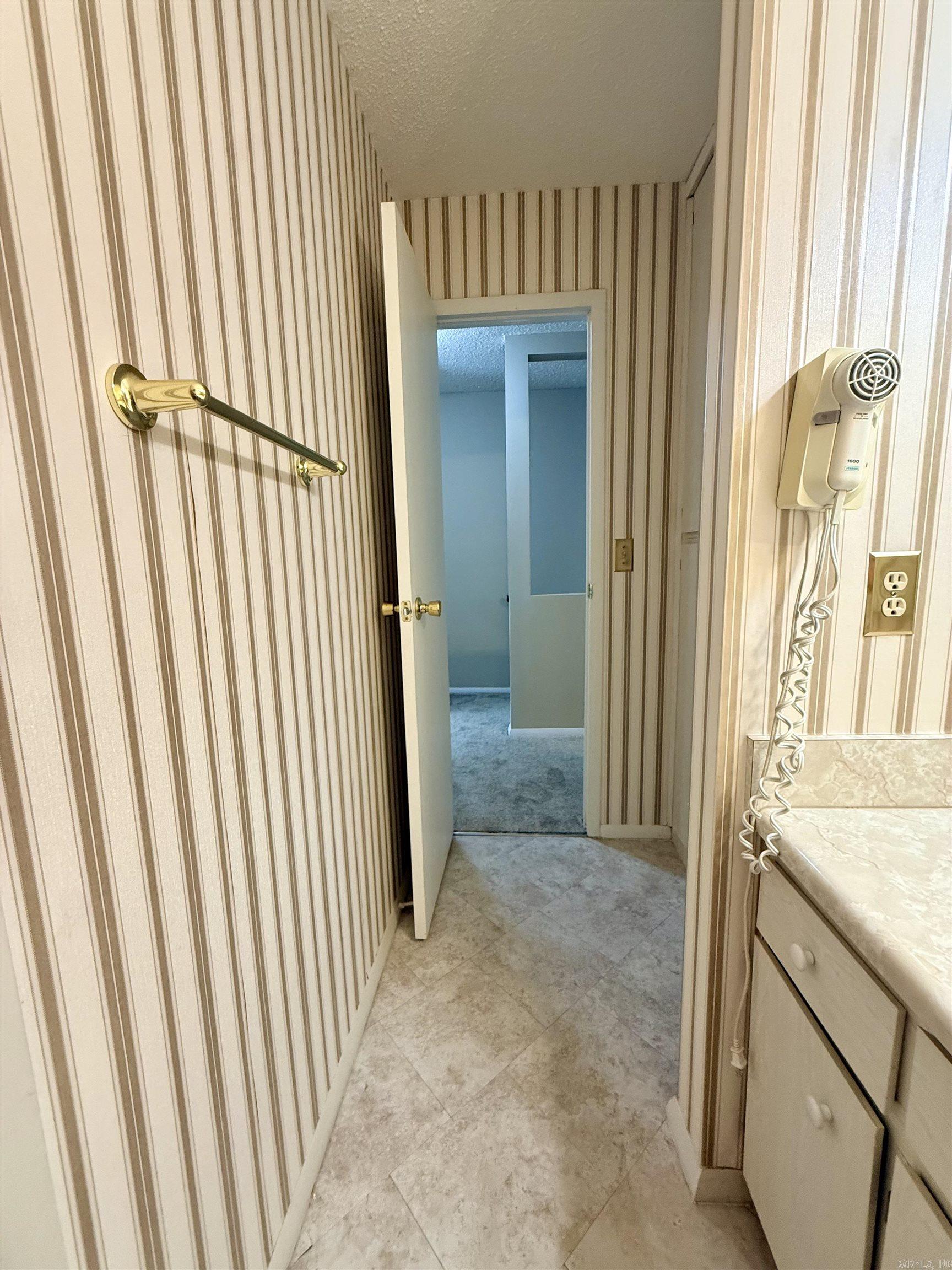 Lakewood Hills Condo - Residential
