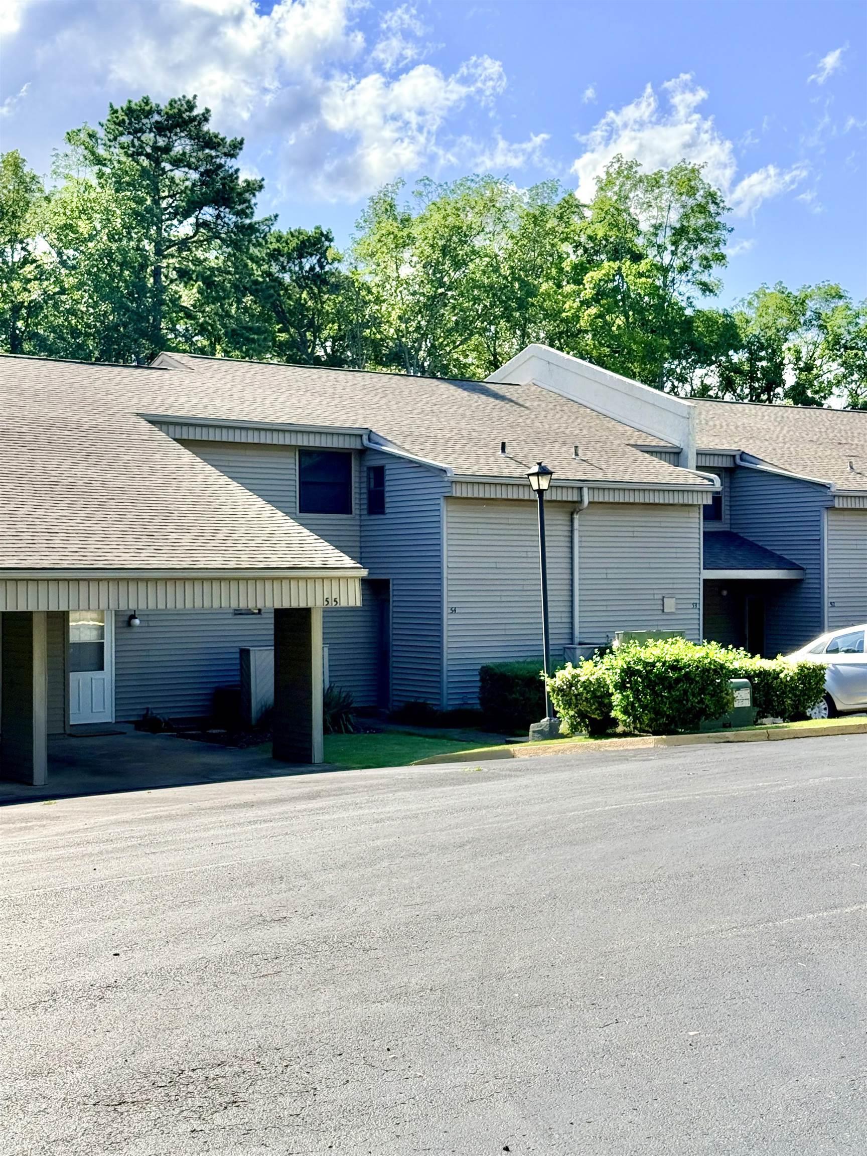 Lakewood Hills Condo - Residential