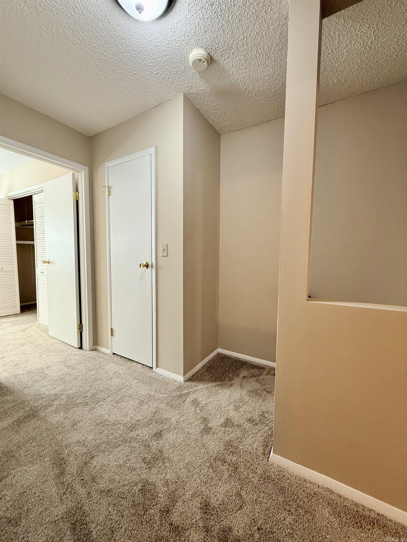 Lakewood Hills Condo - Residential