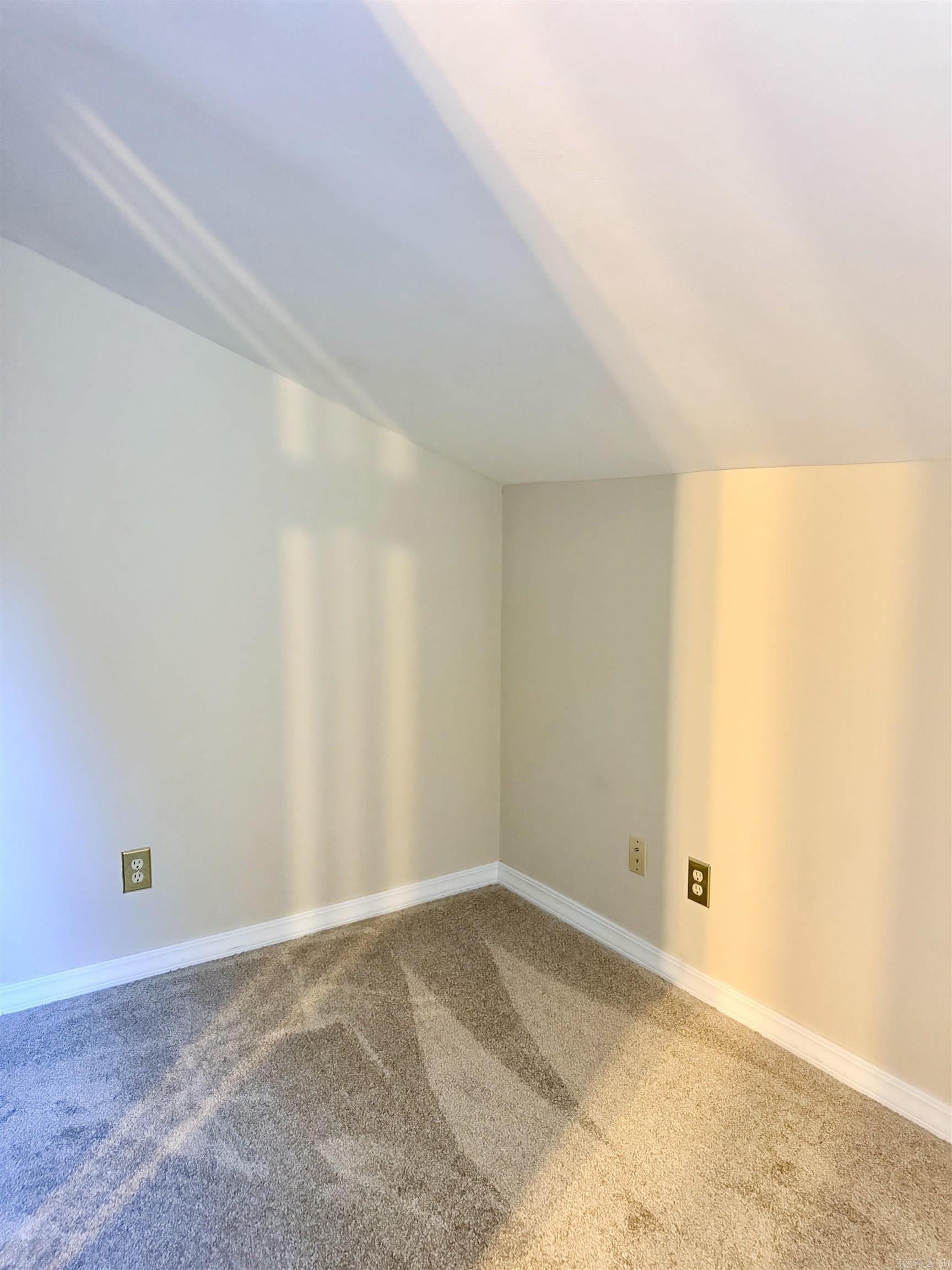 Lakewood Hills Condo - Residential