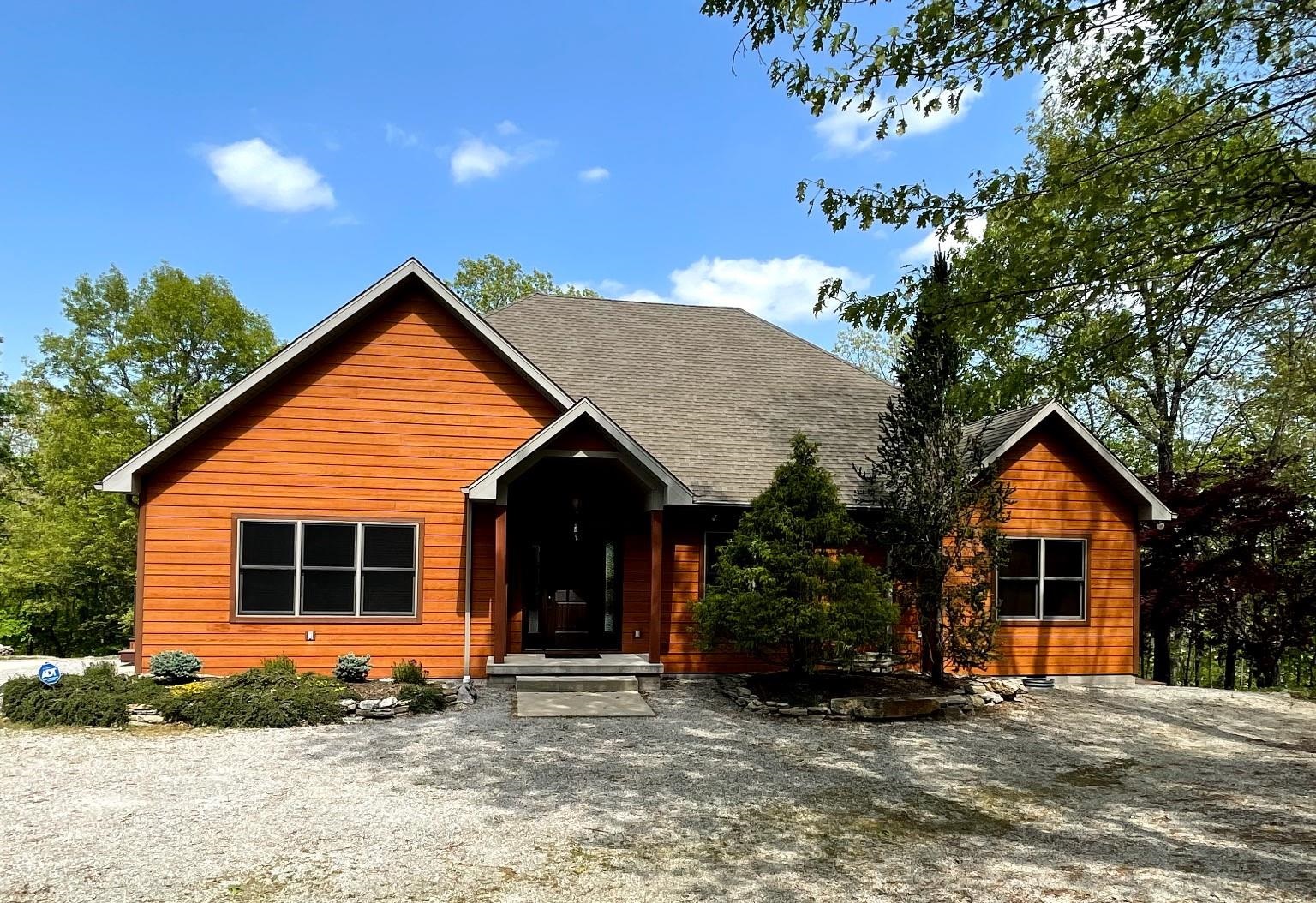 JORDAN LAKEPOINT EST - Residential