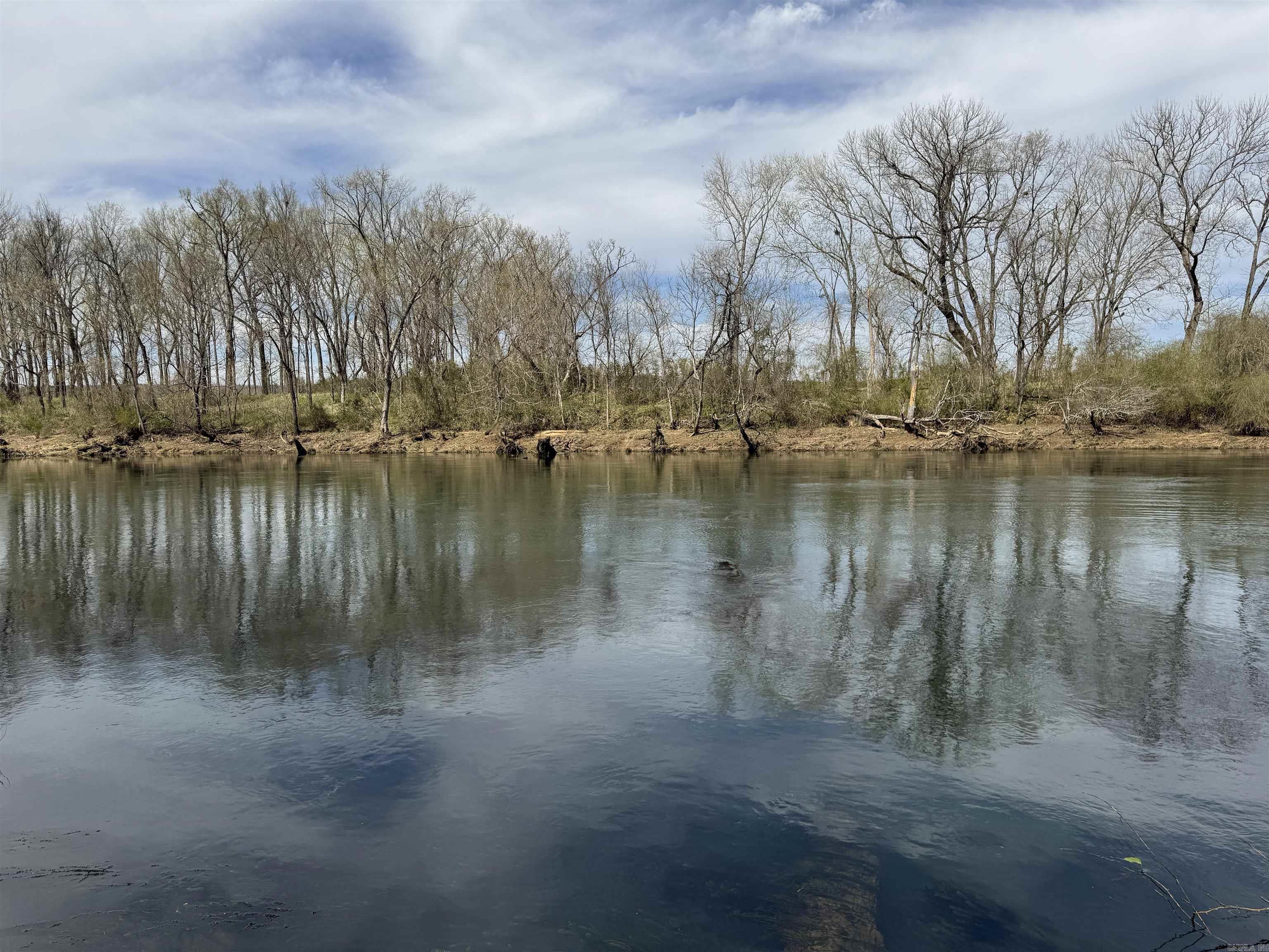 Trout & Nature - Land