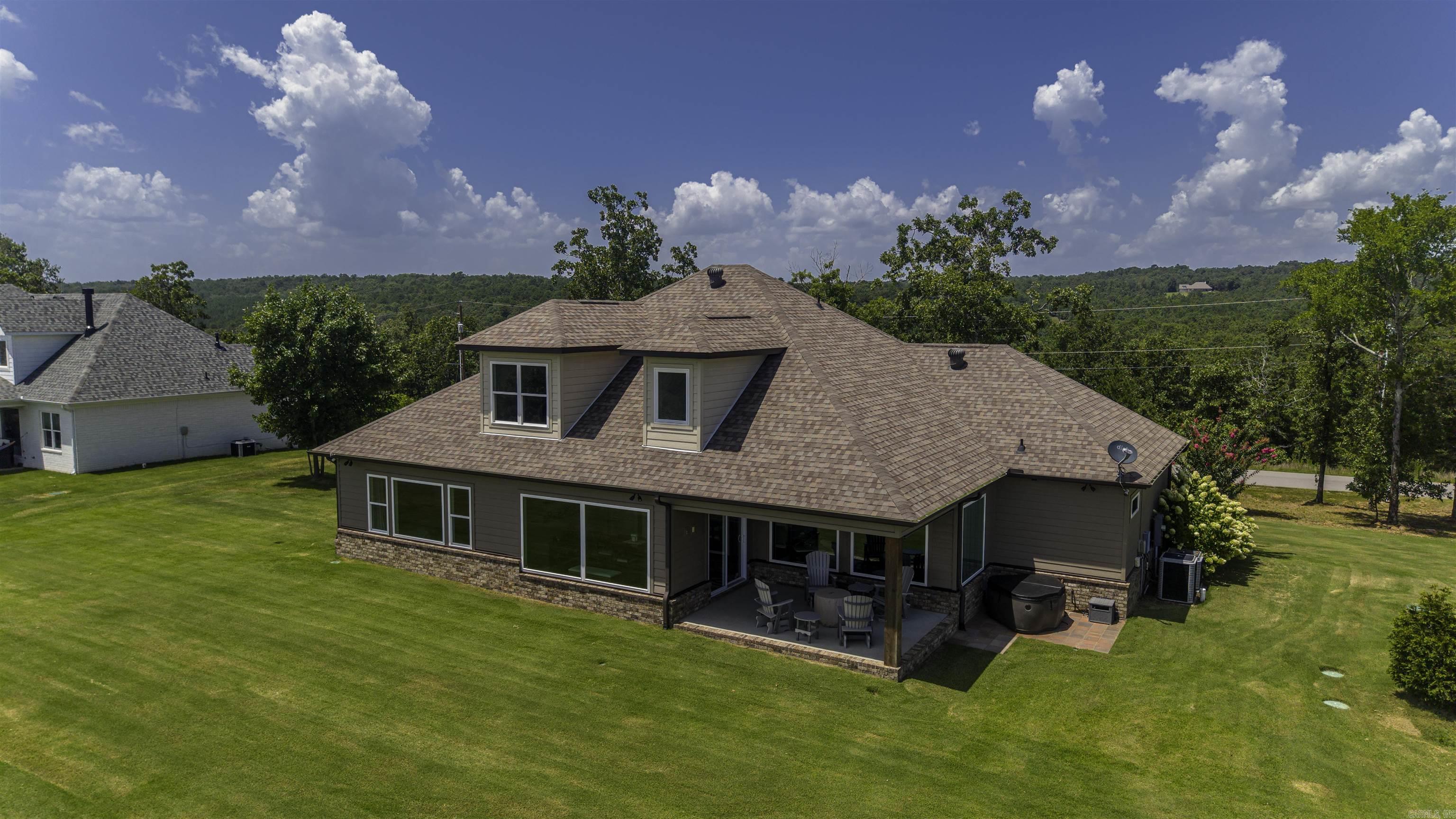 LAKEVIEW WEST - Residential