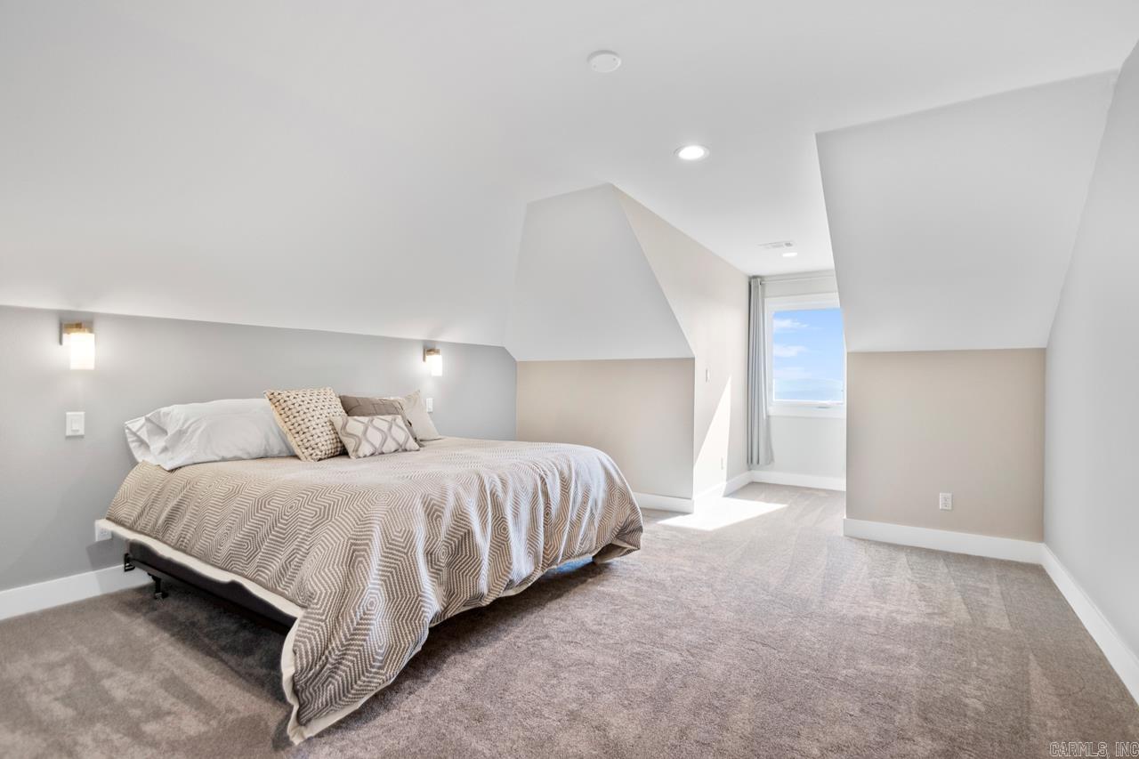 LAKEVIEW WEST - Residential