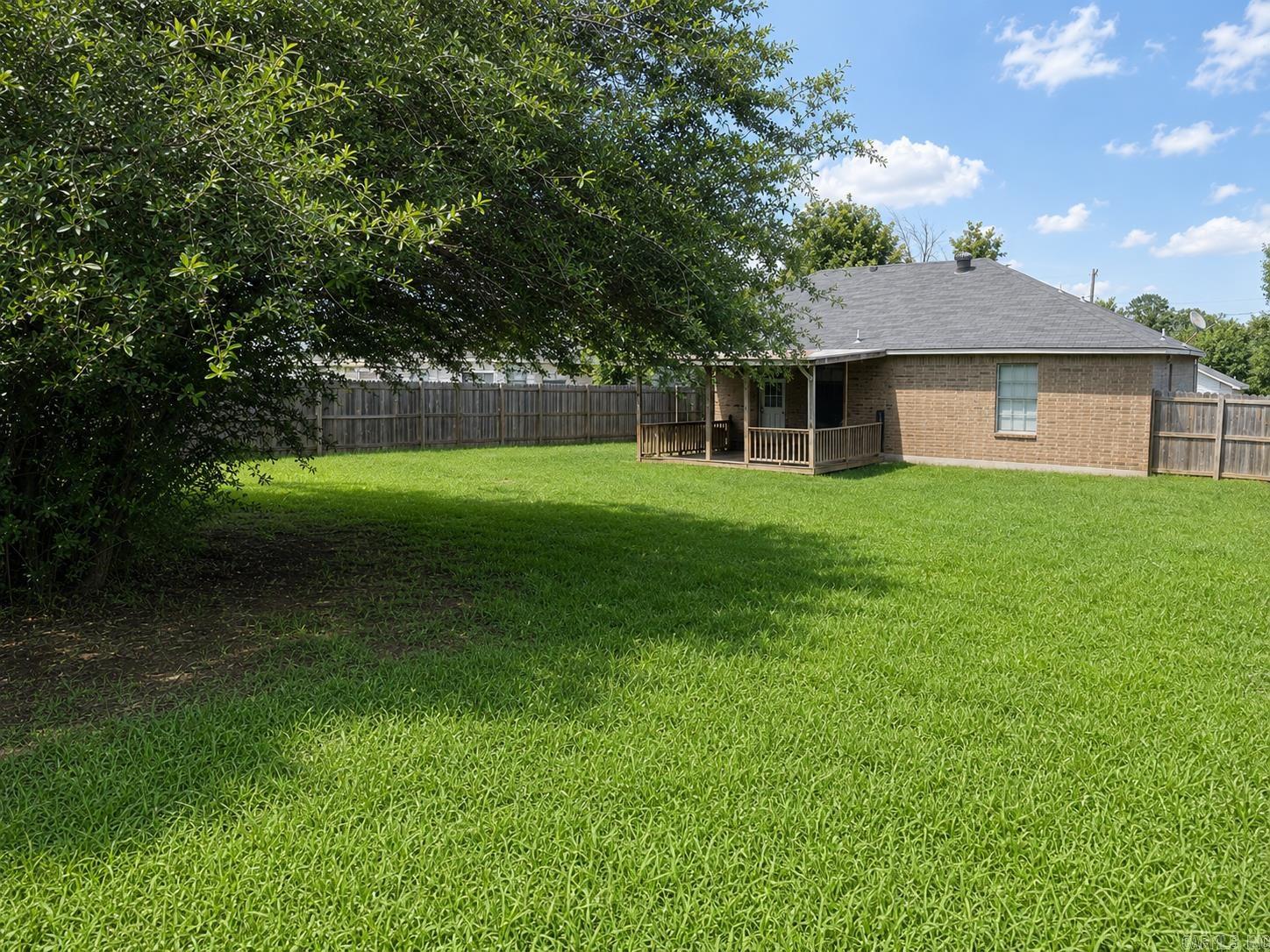 SUMMERBROOKE - Residential