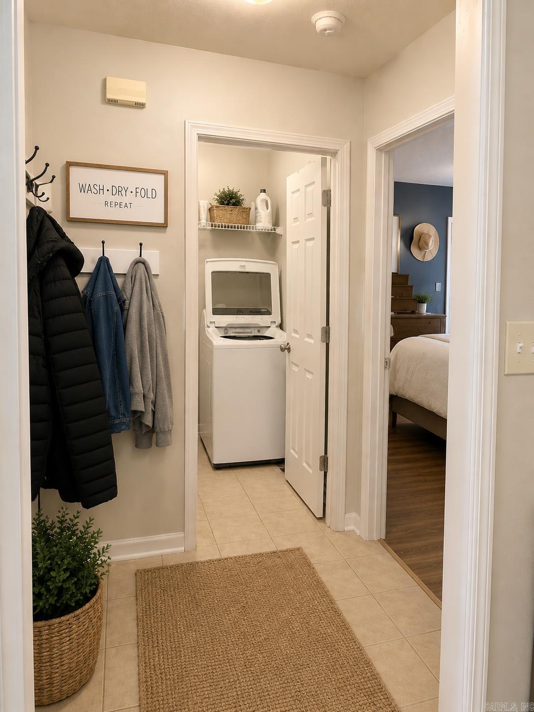 SUMMERBROOKE - Residential