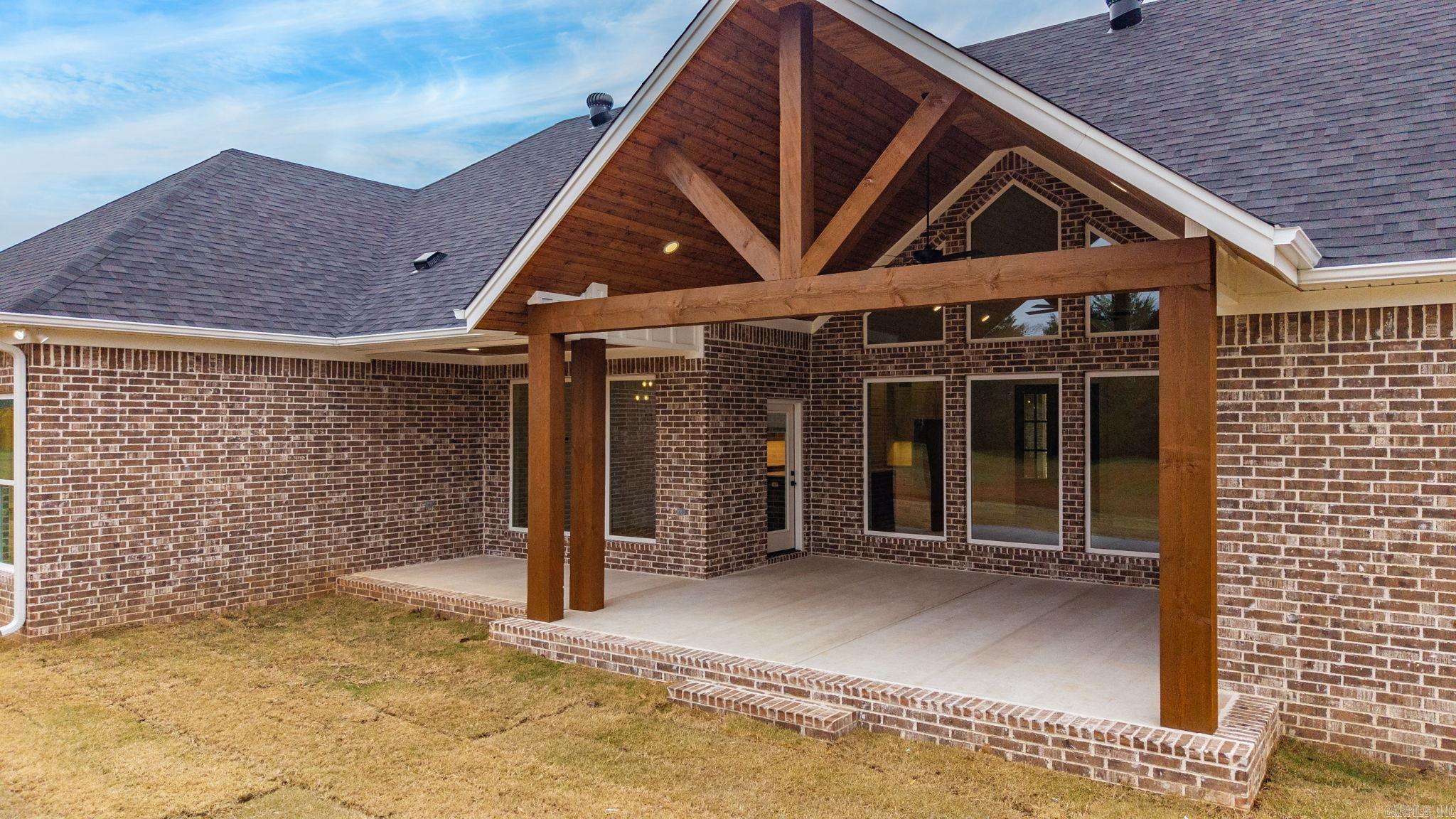 LANDING AT EMERALD ISLE - LAKE - Residential