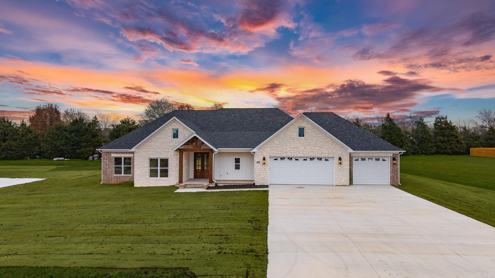 LANDING AT EMERALD ISLE - LAKE - Residential