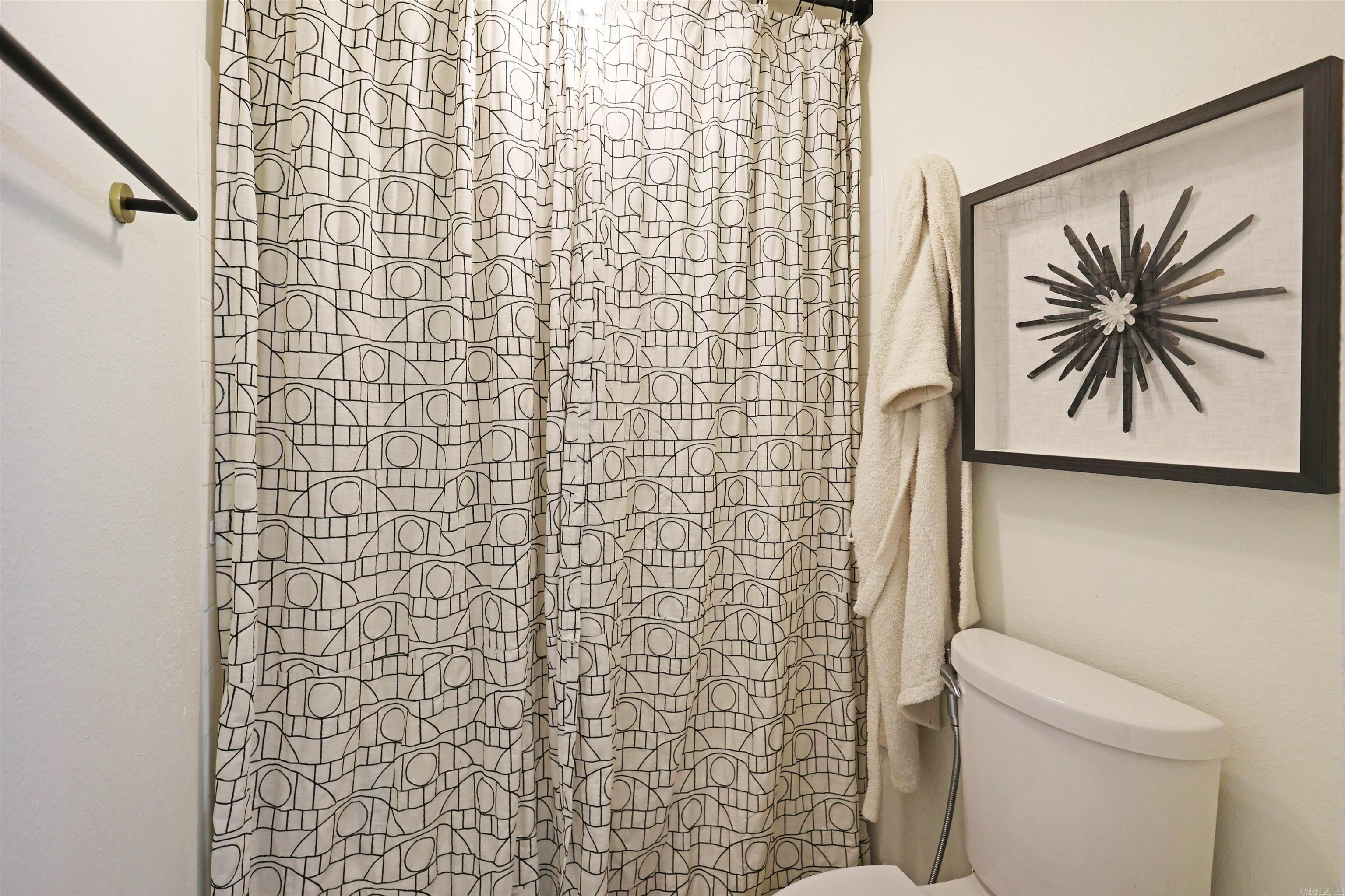 RIDGEWOOD - Residential