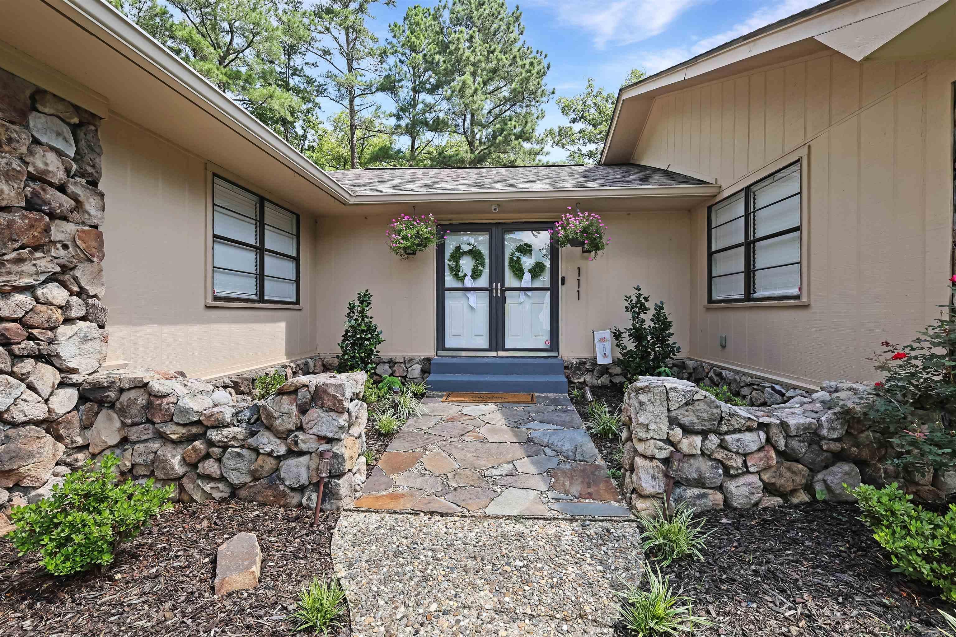 RIDGEWOOD - Residential