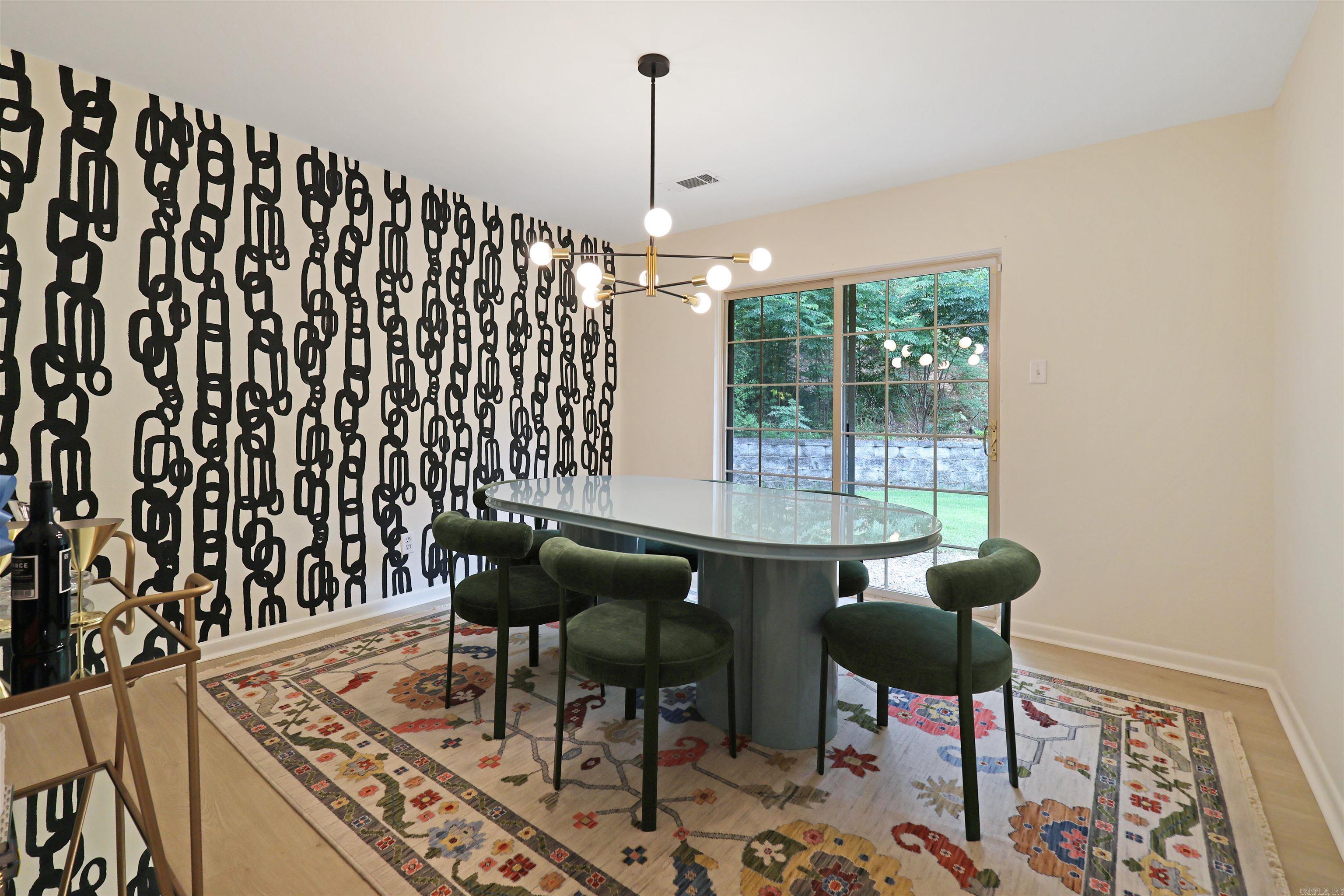 RIDGEWOOD - Residential