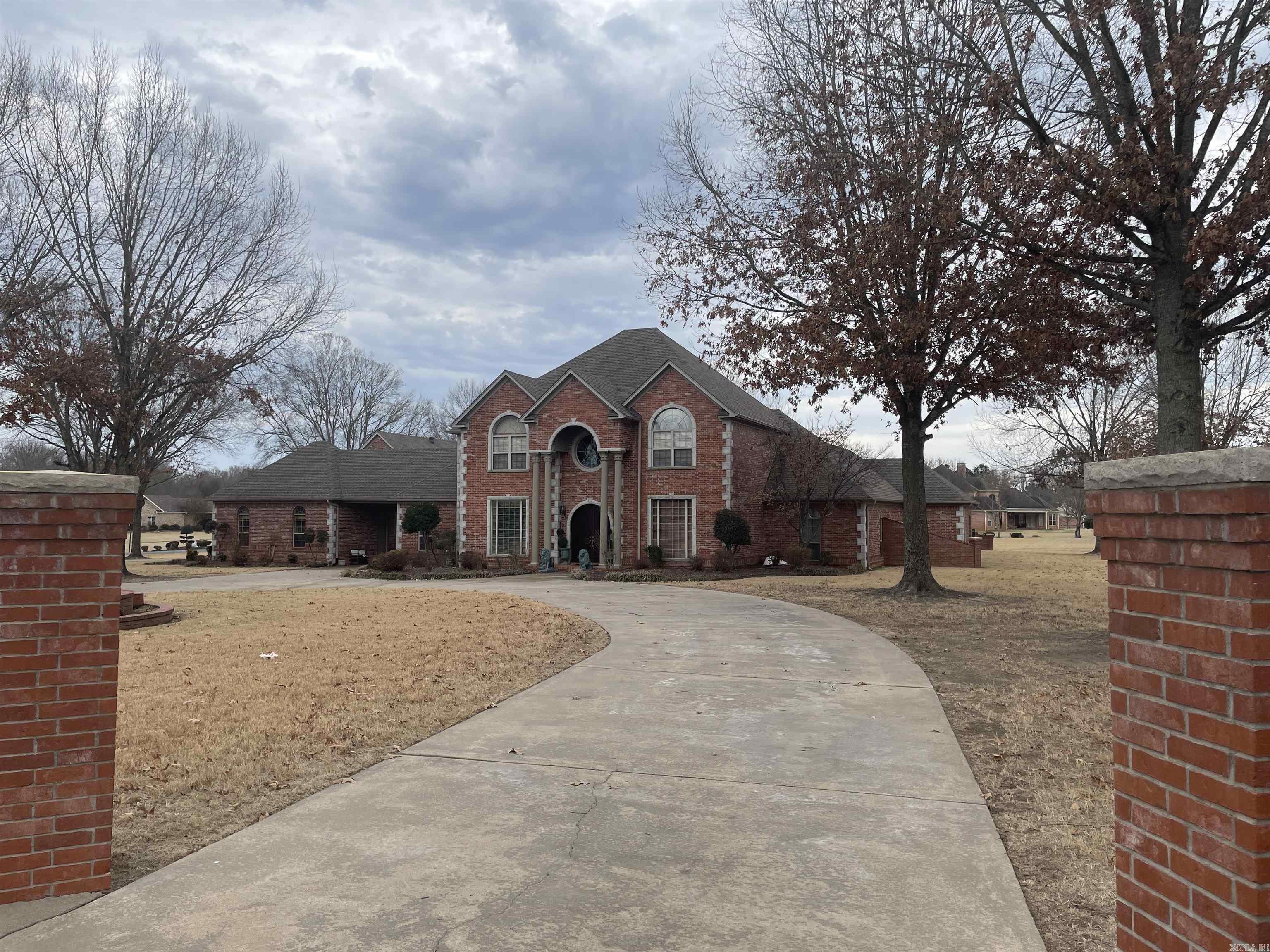 WESTIN ESTATES - Residential