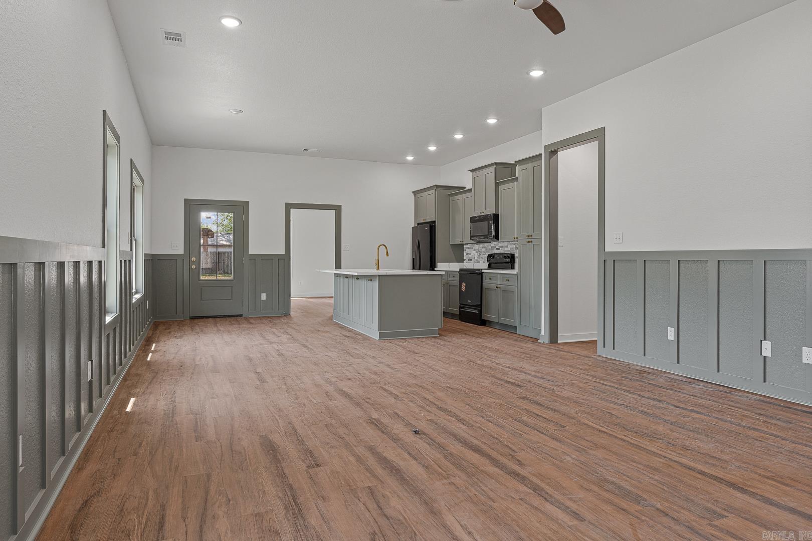 Hogan & Gann - Residential