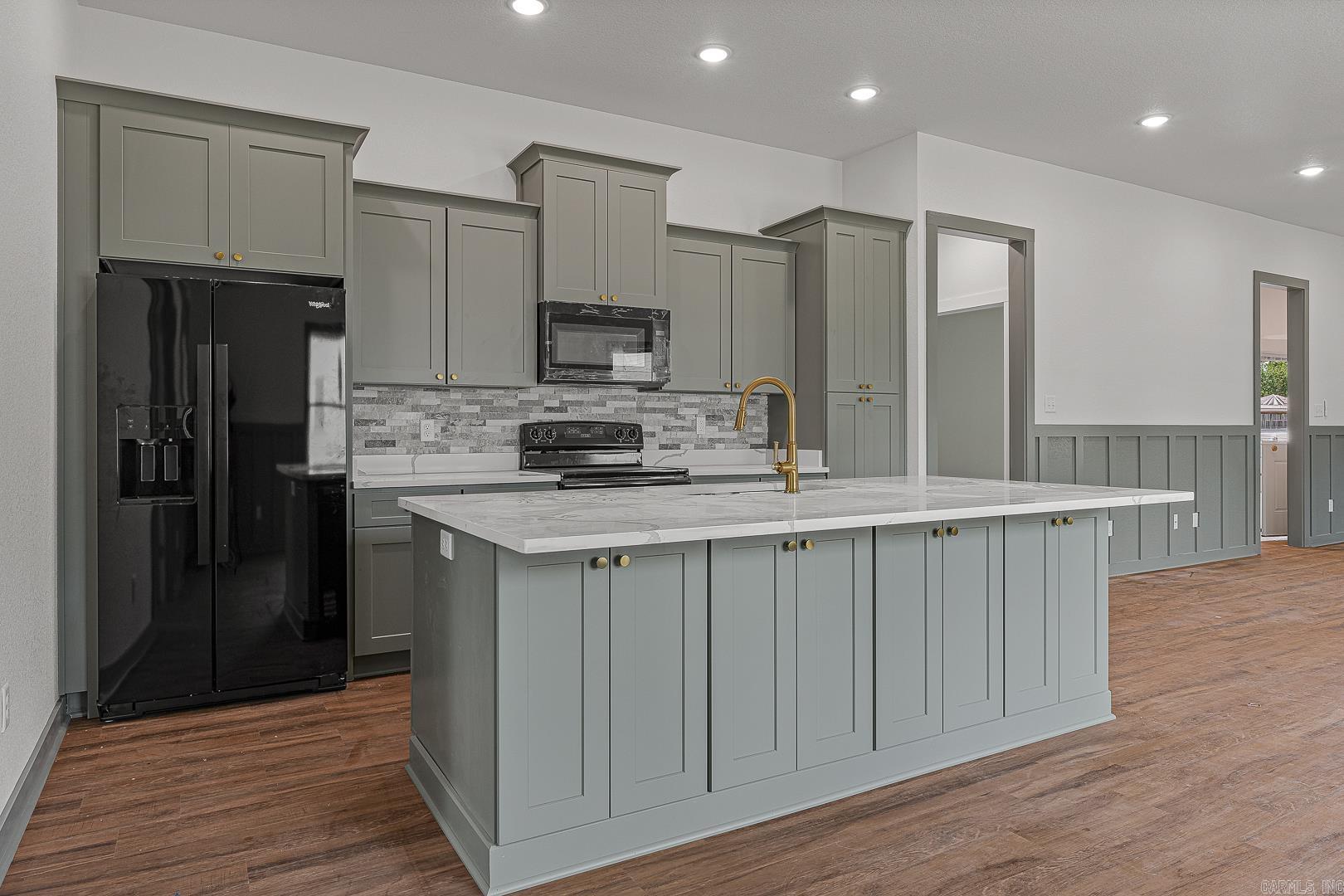 Hogan & Gann - Residential