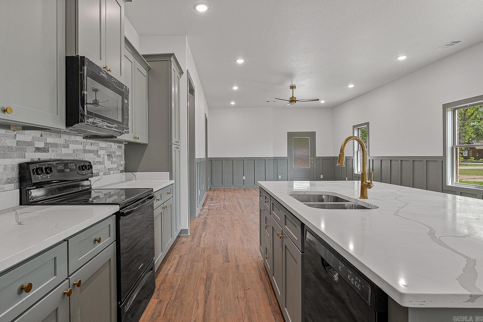 Hogan & Gann - Residential