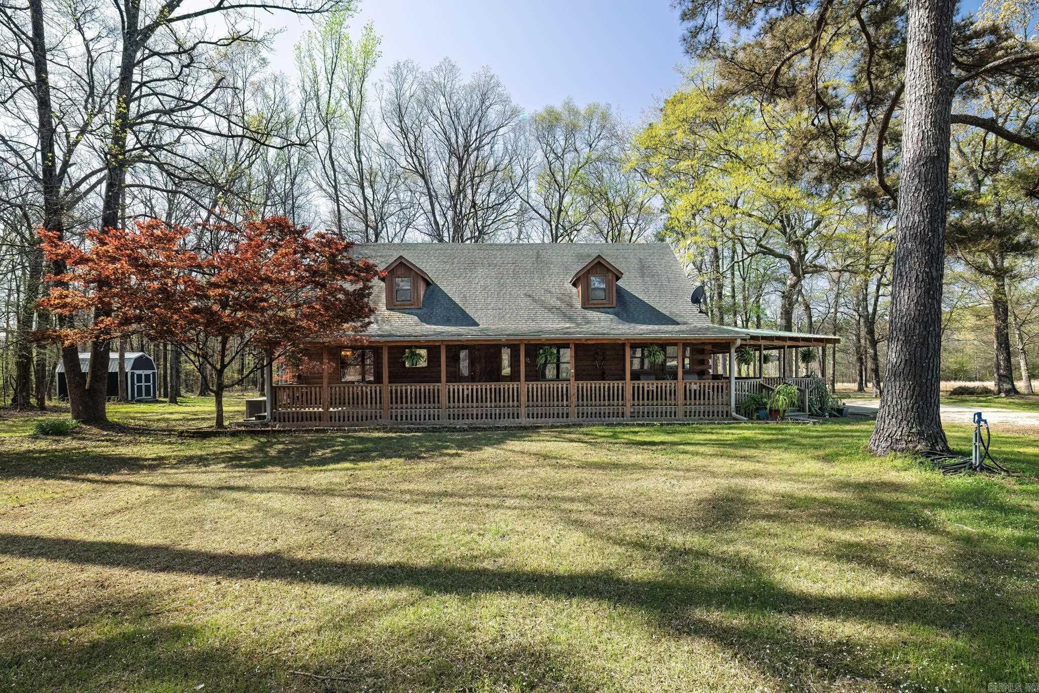 Where luxury meets land. 263 Jenkins Lane, Malvern — a rare private retreat offering 20 fully fenced acres, a beautiful home, and the setup dreams are made of. Whether you’re craving peaceful country living, a horse property, hobby farm, or room to simply breathe… this one delivers. Inside, you’ll find a spacious 3 bedroom, 2 bath home with over 2500 + sq ft of comfortable living space designed for everyday living and entertaining. Step outside and the magic begins — rolling acreage, a 6-stall barn, riding arena, creek , and the kind of privacy buyers search for but rarely find. Bring the horses, bring the toys, bring the vision. This property offers the freedom to live the lifestyle most people only talk about. Minutes from town. Miles from ordinary. Properties with this much land, function, and beauty do not come available often. ** can come fully furnished upon request.